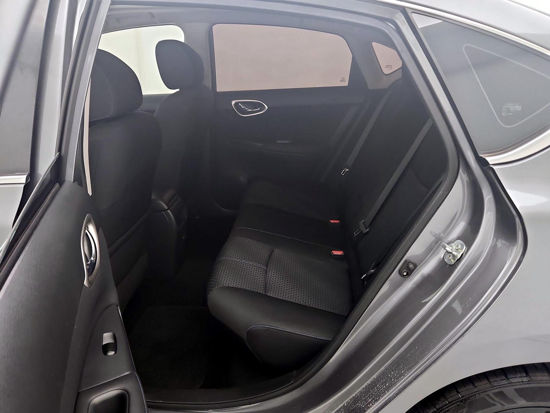 Thumbnail: 2017 Nissan Sentra - 19