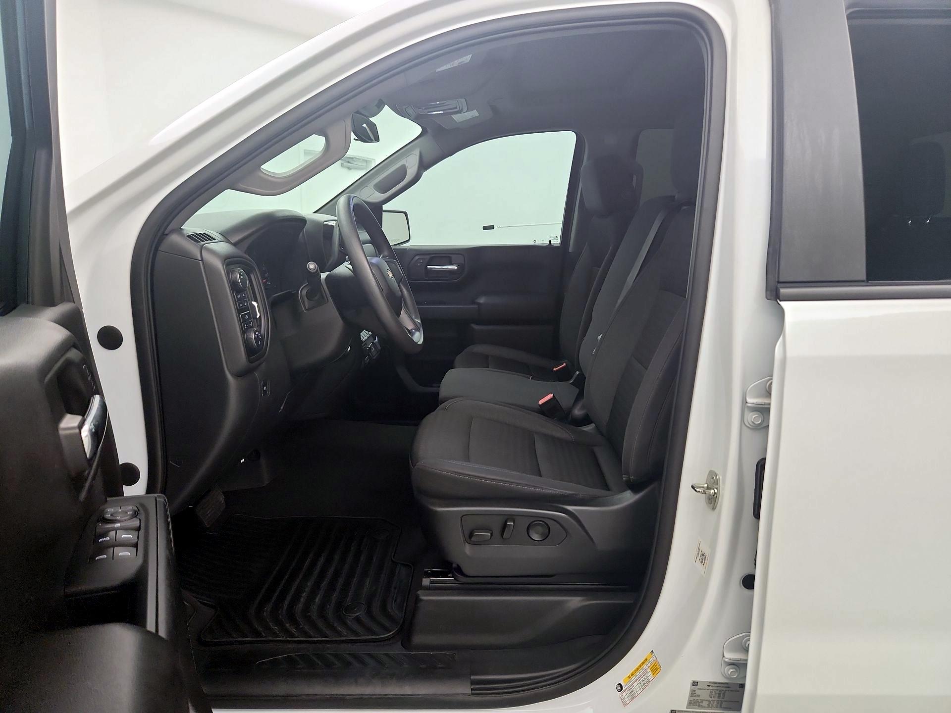Thumbnail: 2023 Chevrolet Silverado 1500 - 11