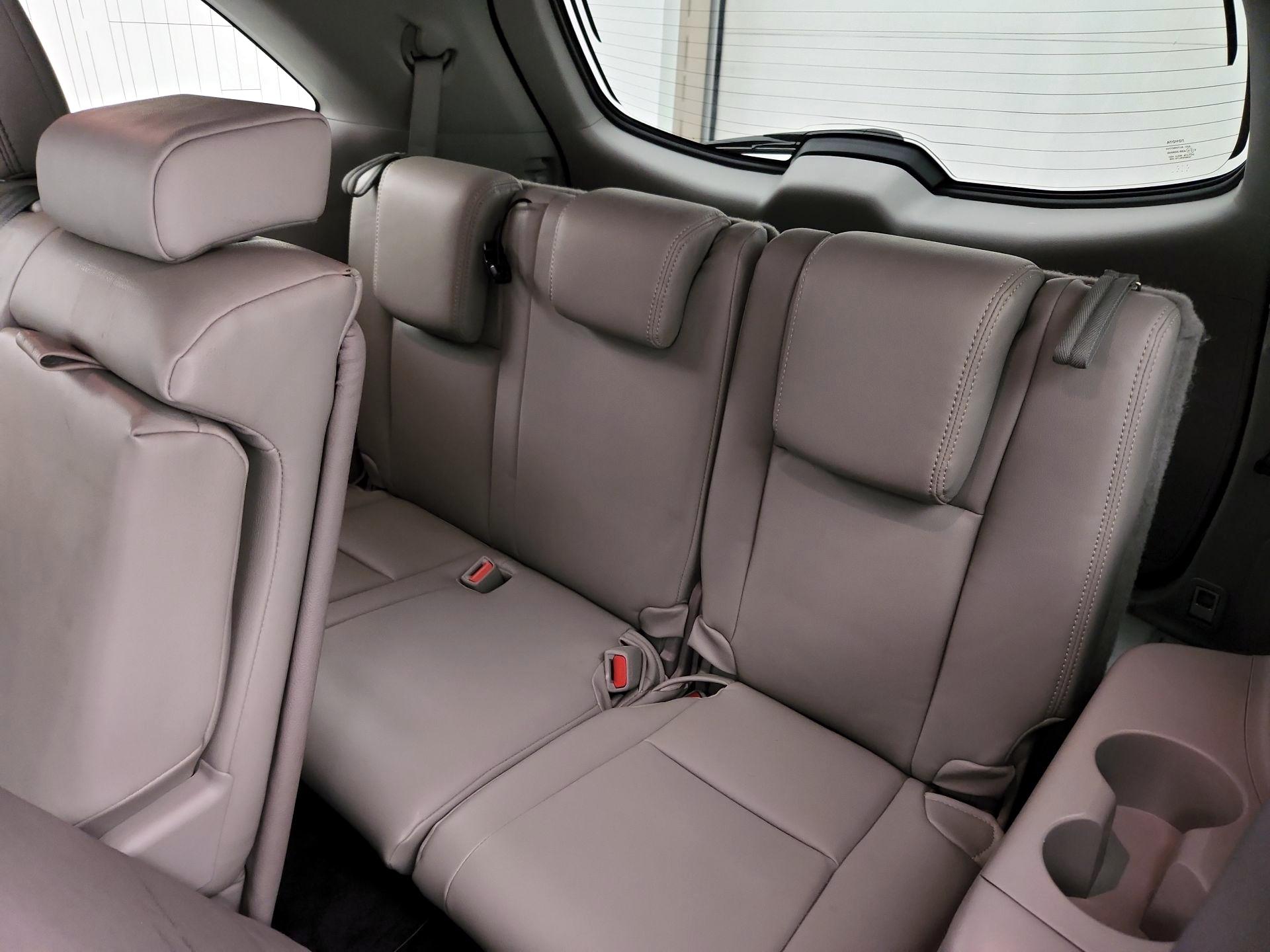 Thumbnail: 2017 Toyota Highlander - 20