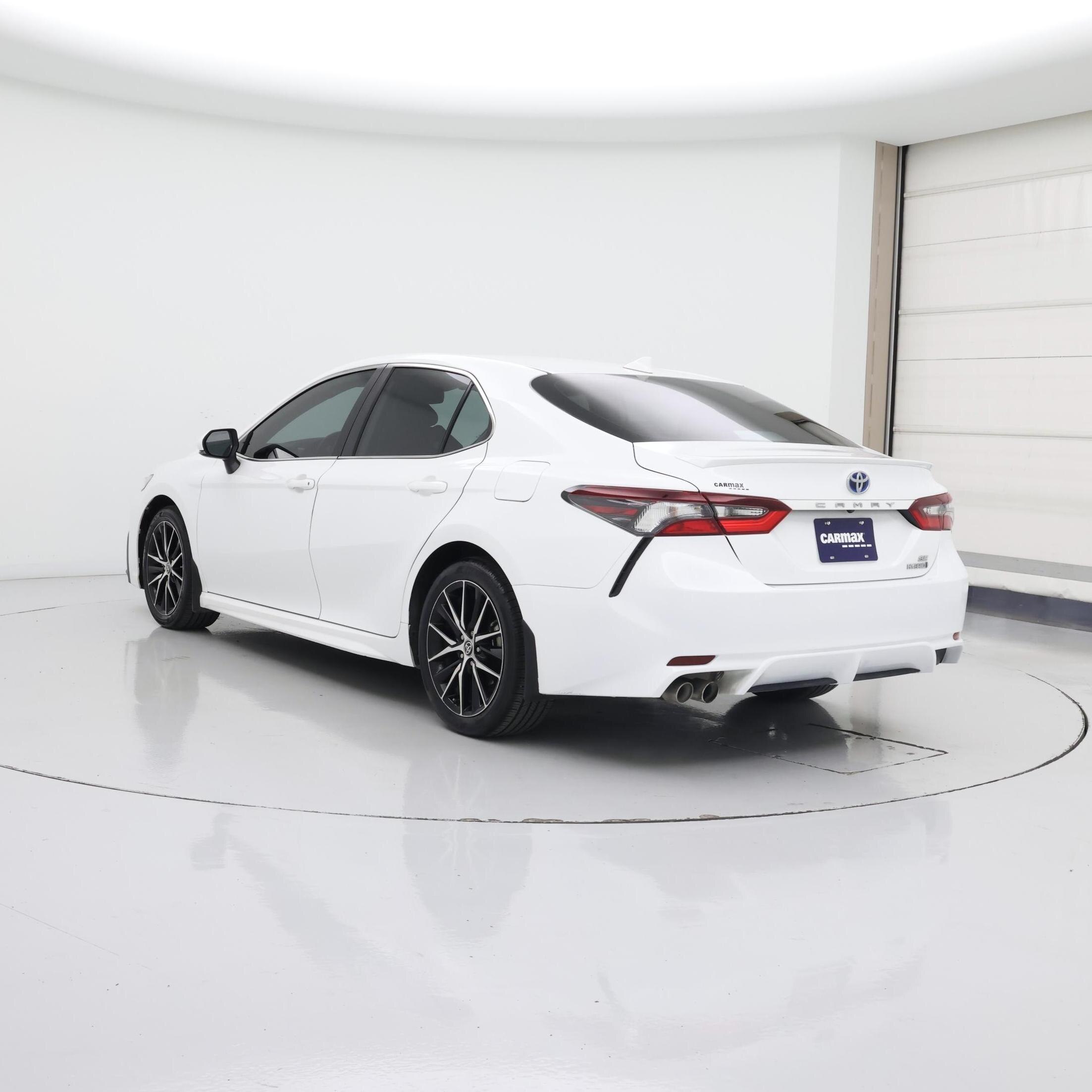 Thumbnail: 2022 Toyota Camry - 2