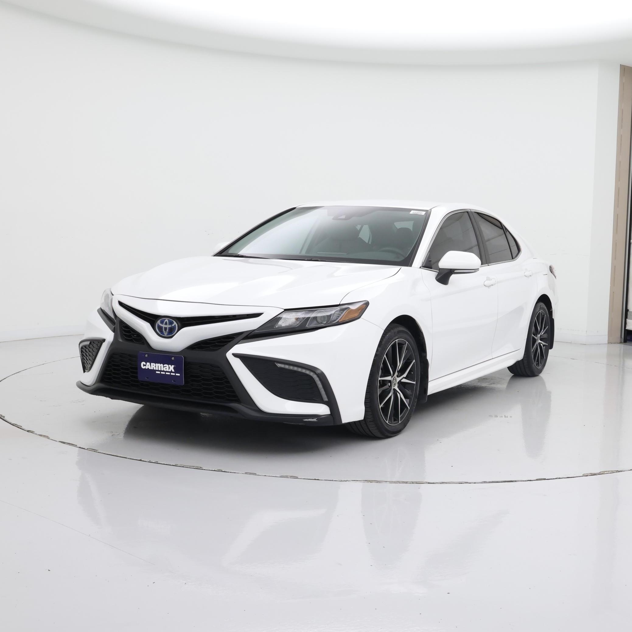 Thumbnail: 2022 Toyota Camry - 4