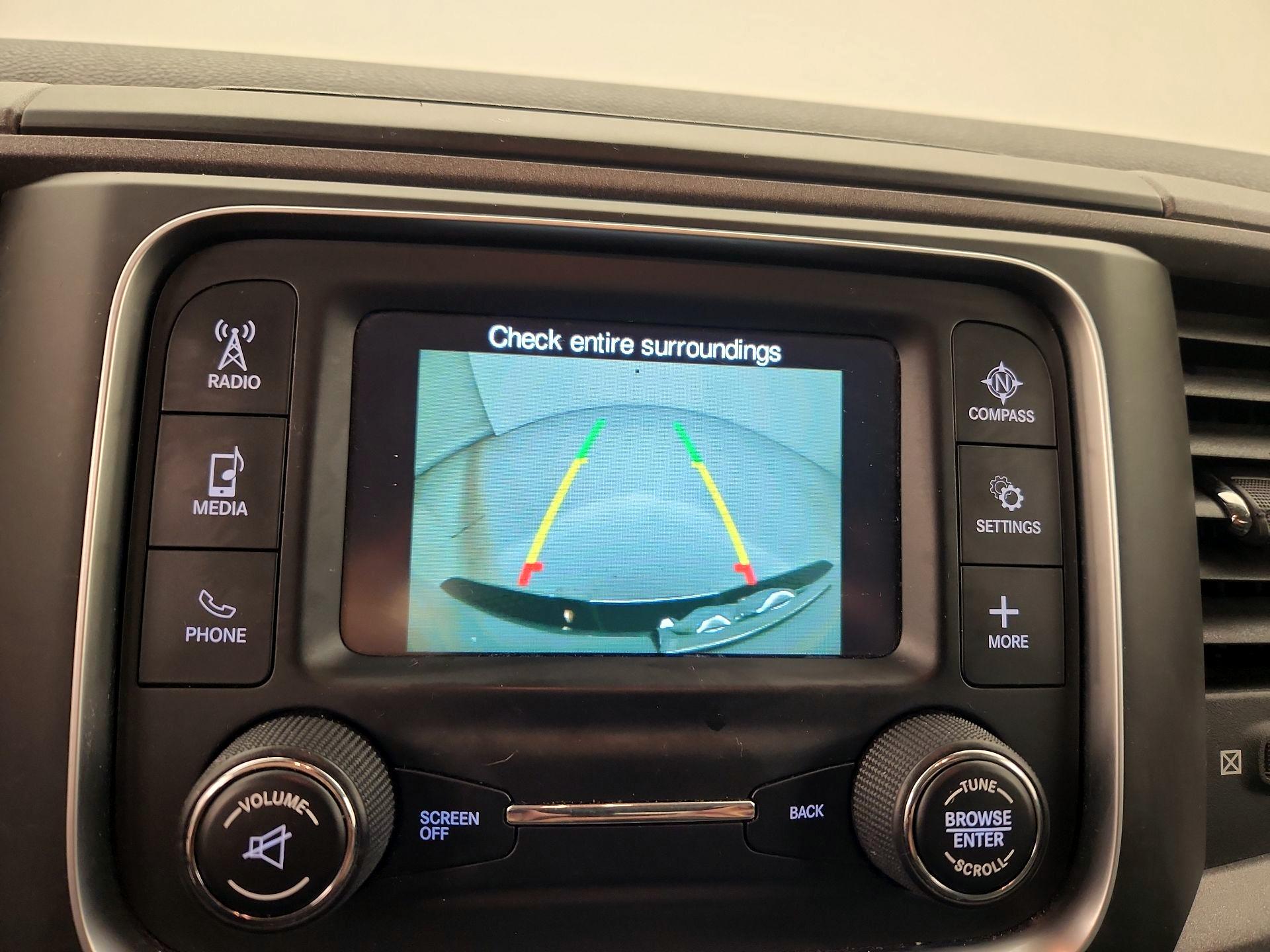Thumbnail: 2019 RAM 1500 Classic - 14