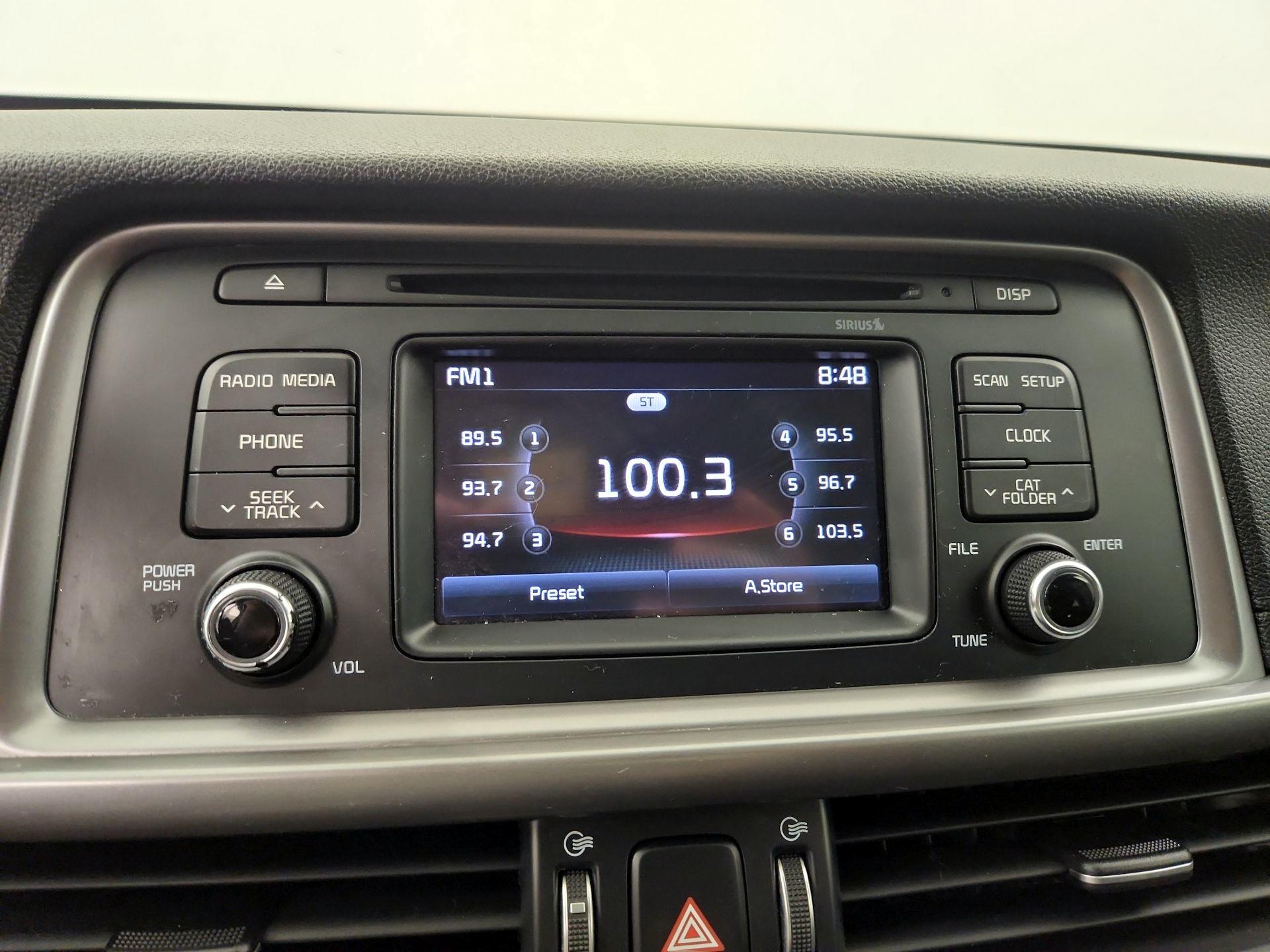 Thumbnail: 2016 Kia Optima - 15