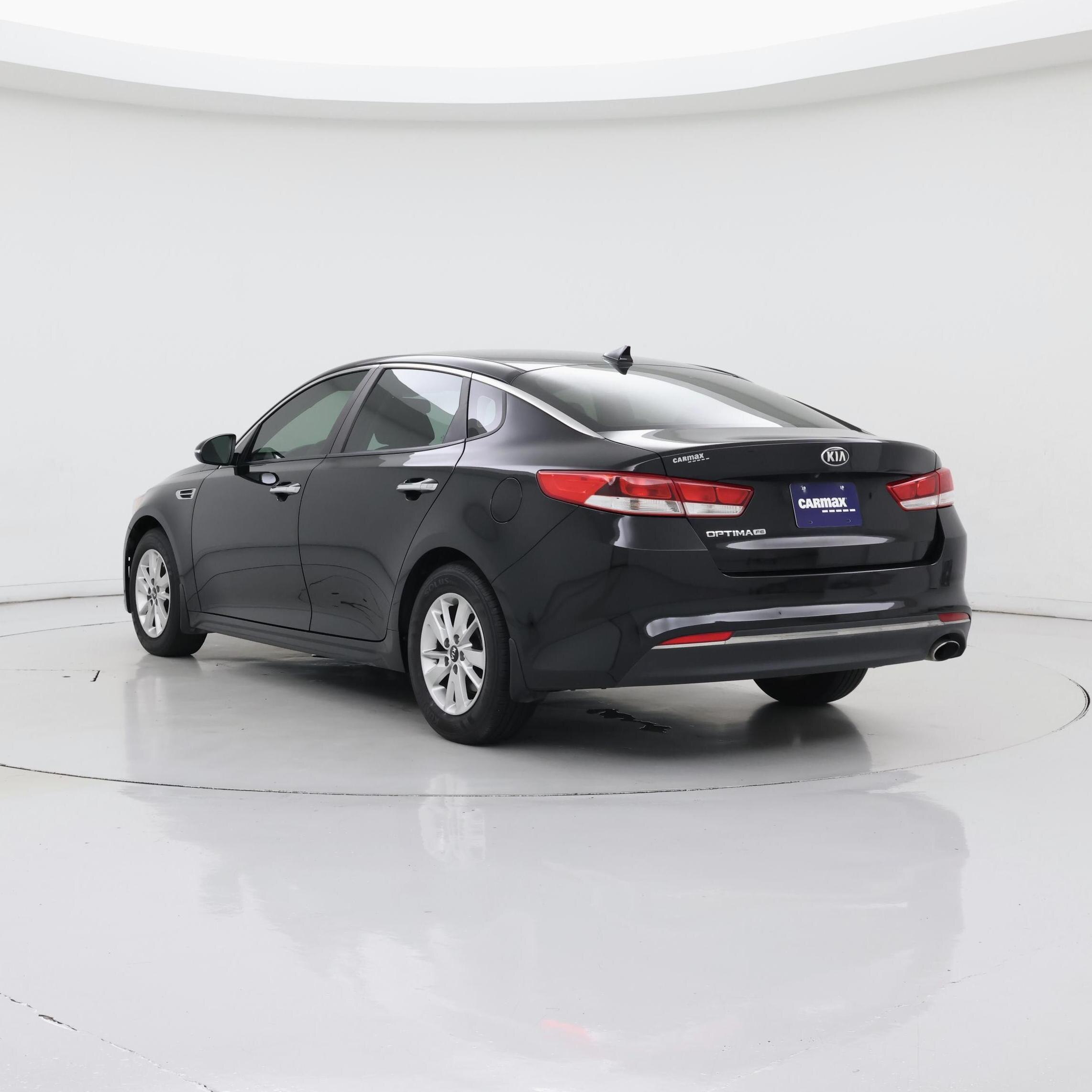 Thumbnail: 2016 Kia Optima - 2