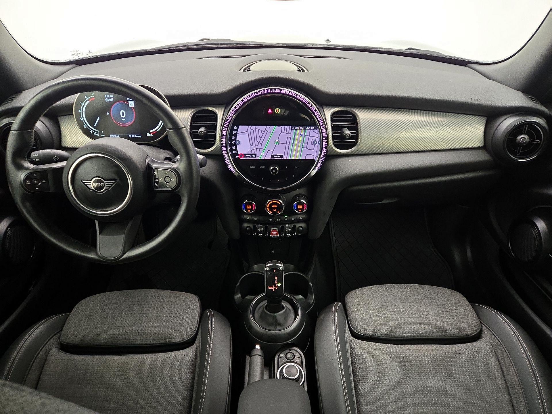Thumbnail: 2023 MINI Cooper Hardtop - 9