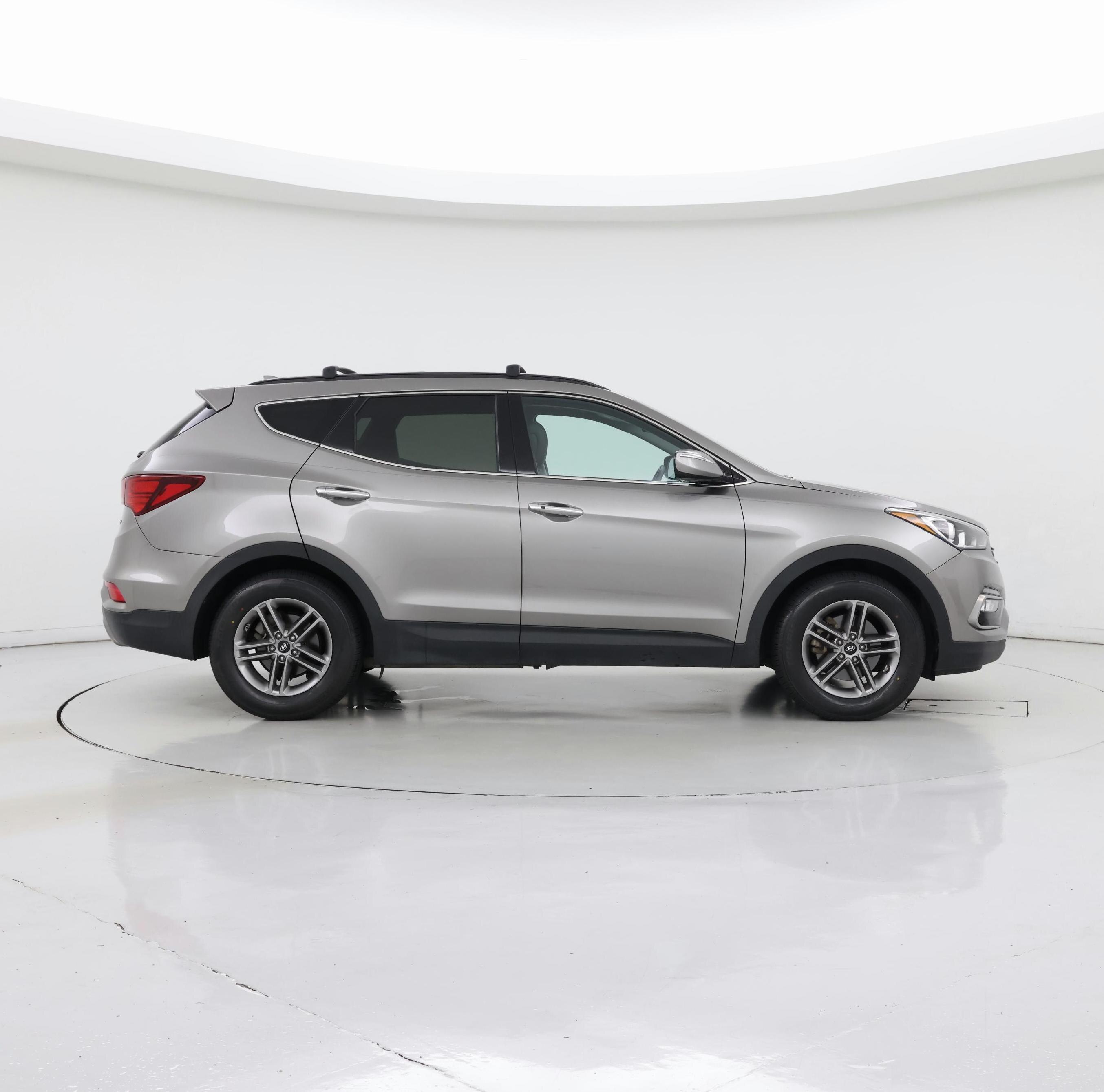 Thumbnail: 2017 Hyundai Santa Fe - 7