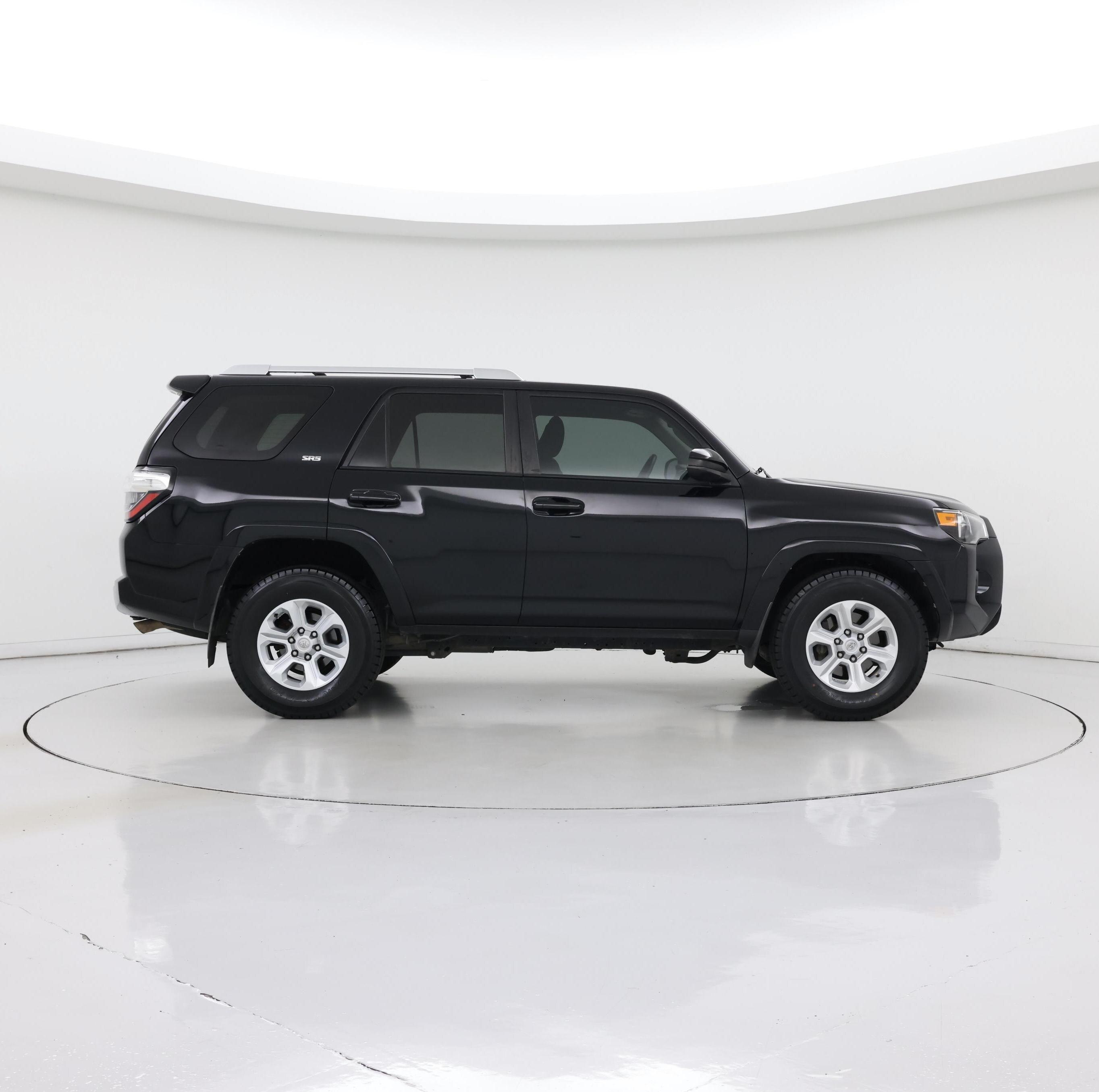 Thumbnail: 2016 Toyota 4Runner - 7
