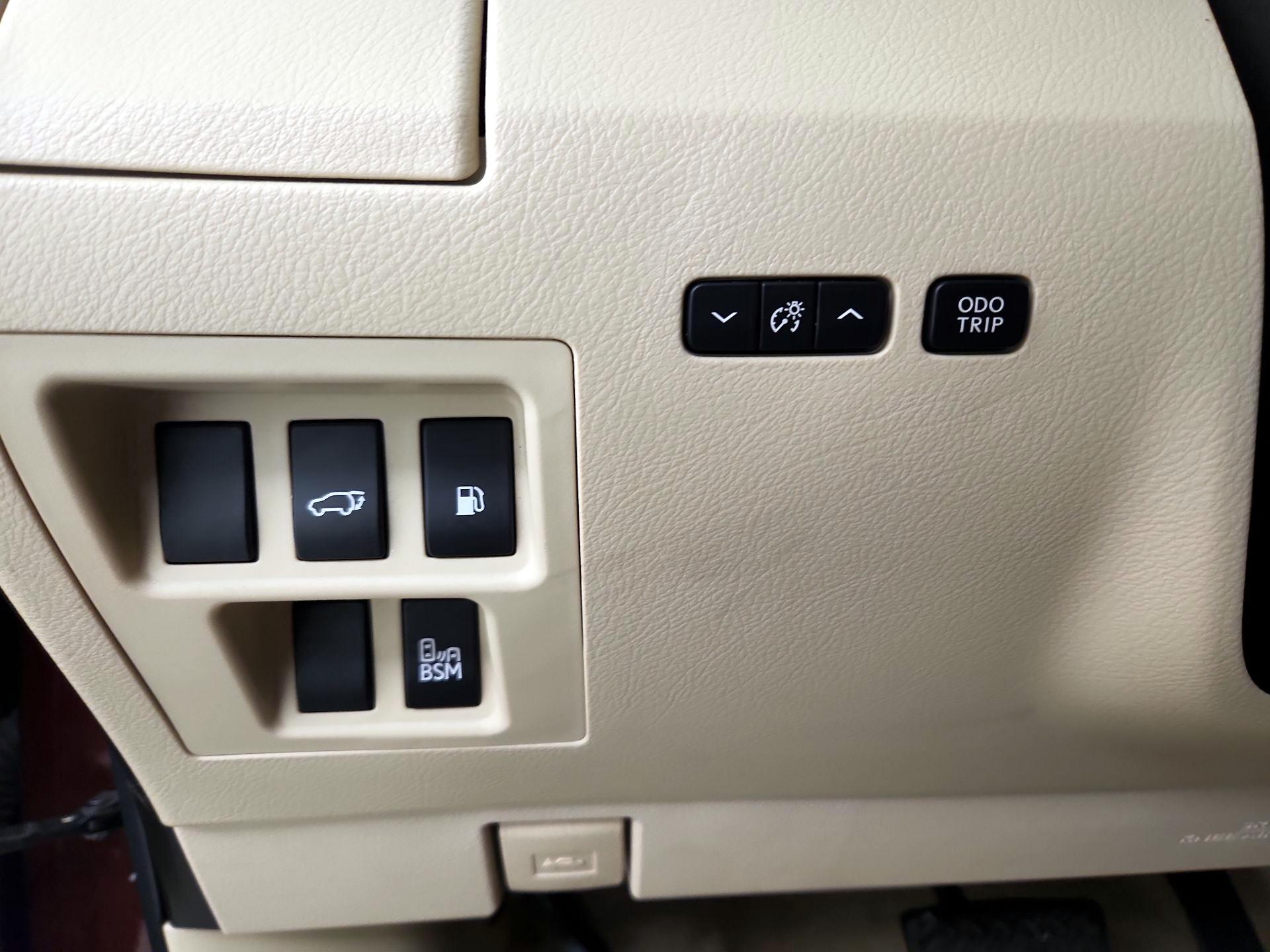Thumbnail: 2015 Lexus RX - 13