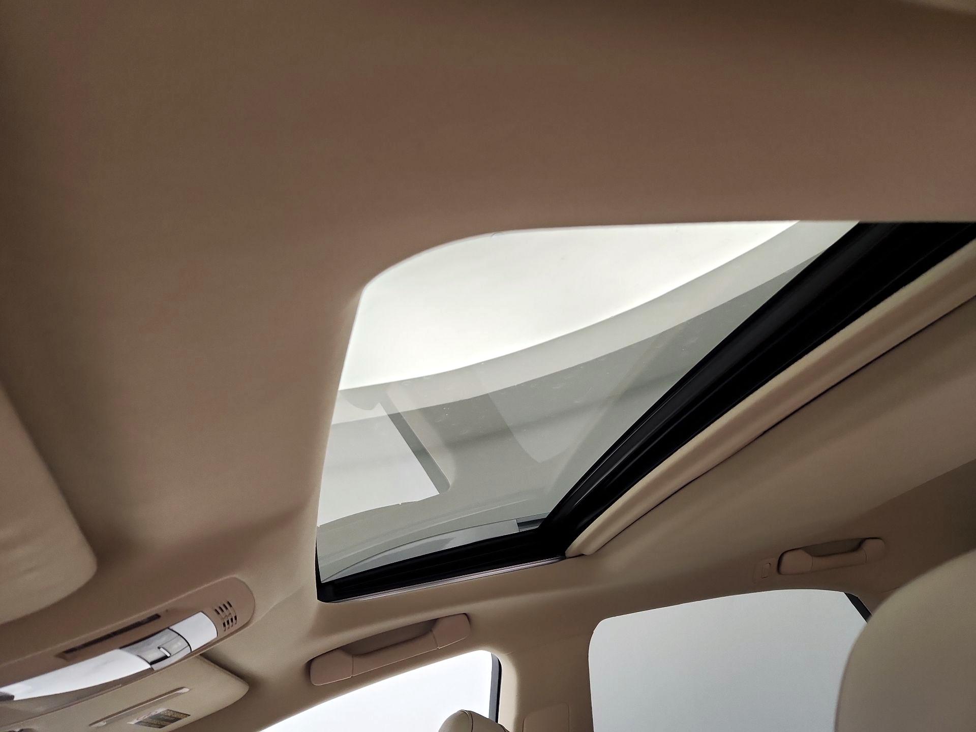 Thumbnail: 2015 Lexus RX - 20