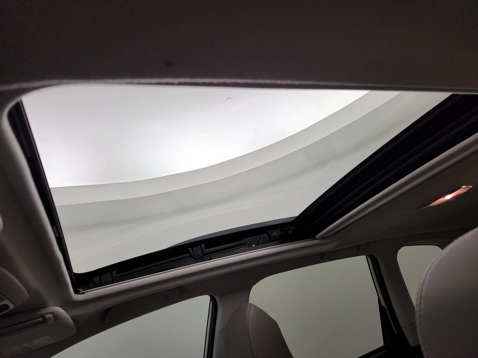 Thumbnail: 2015 Subaru Forester - 19