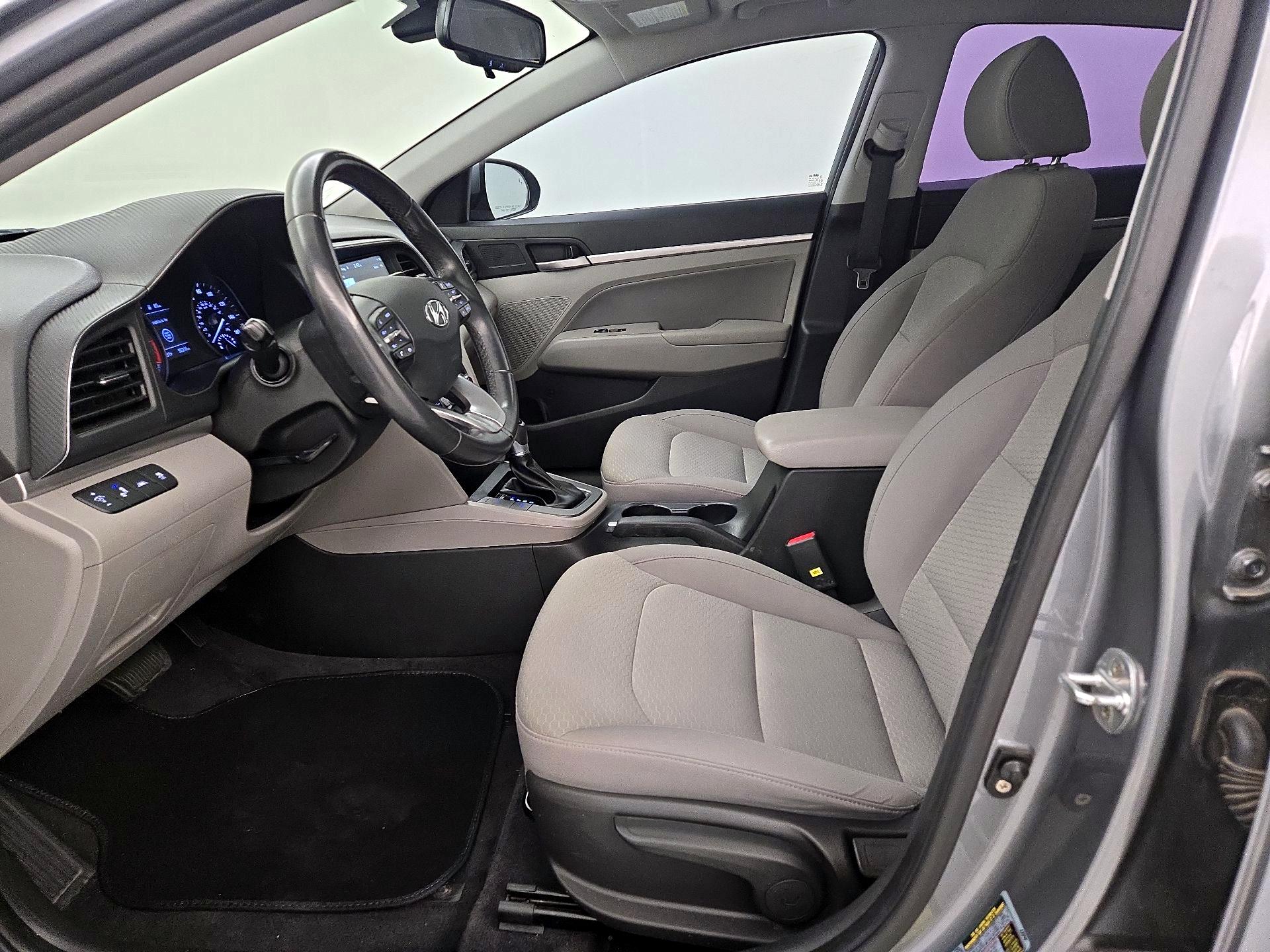 Thumbnail: 2019 Hyundai Elantra - 11