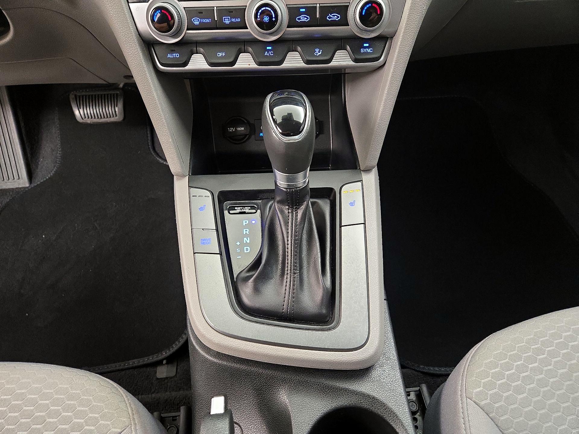 Thumbnail: 2019 Hyundai Elantra - 17