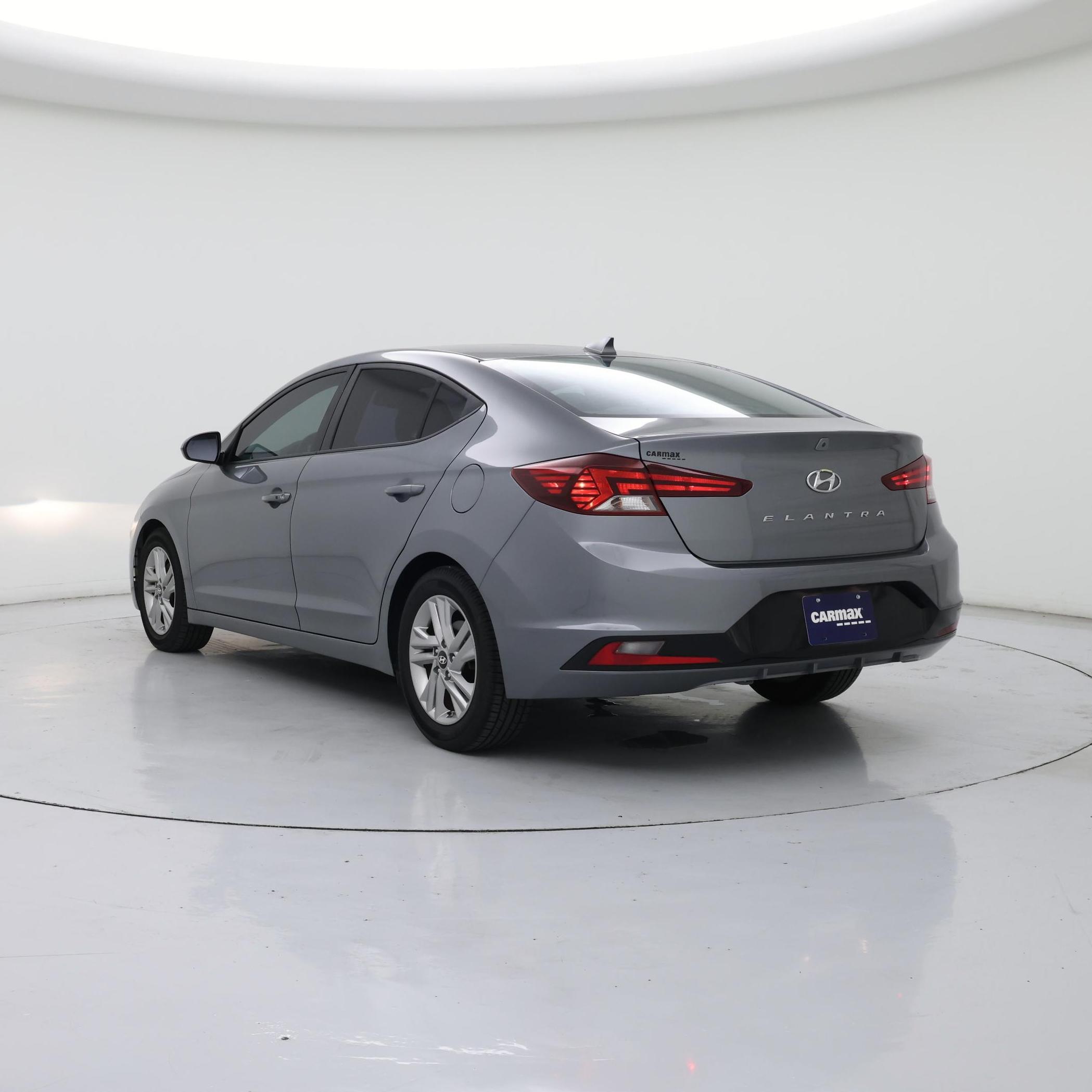 Thumbnail: 2019 Hyundai Elantra - 2