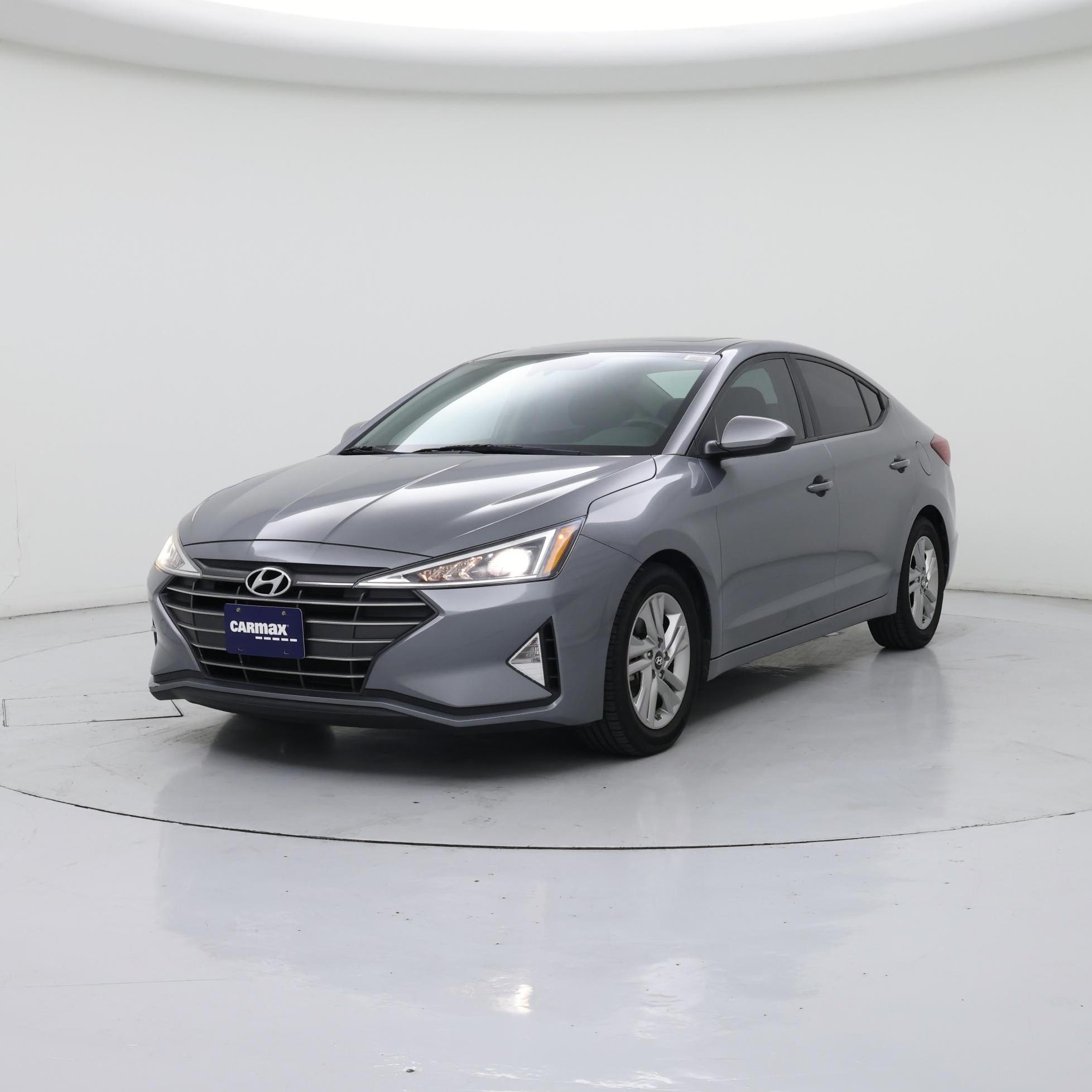 Thumbnail: 2019 Hyundai Elantra - 4