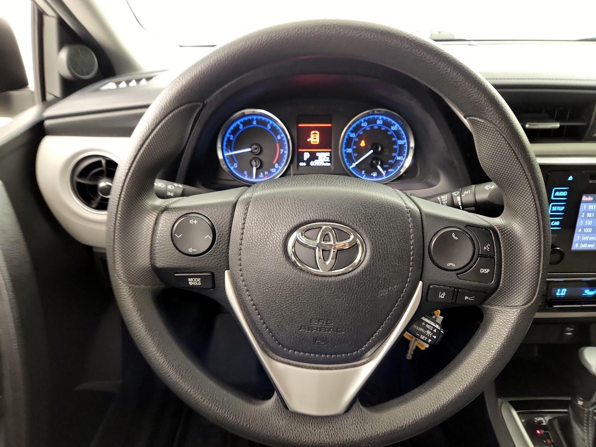 Thumbnail: 2018 Toyota Corolla - 10