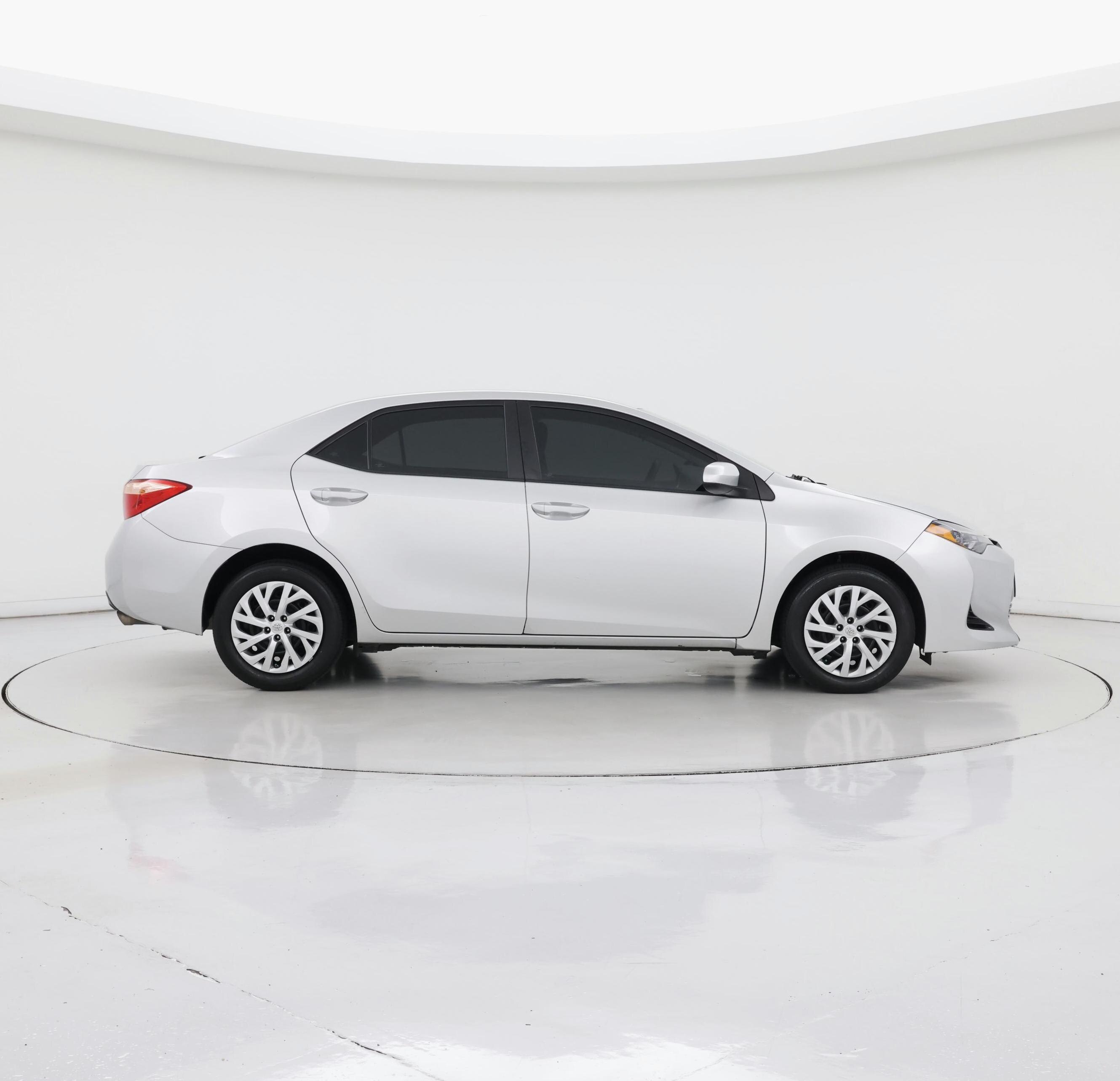 Thumbnail: 2018 Toyota Corolla - 7