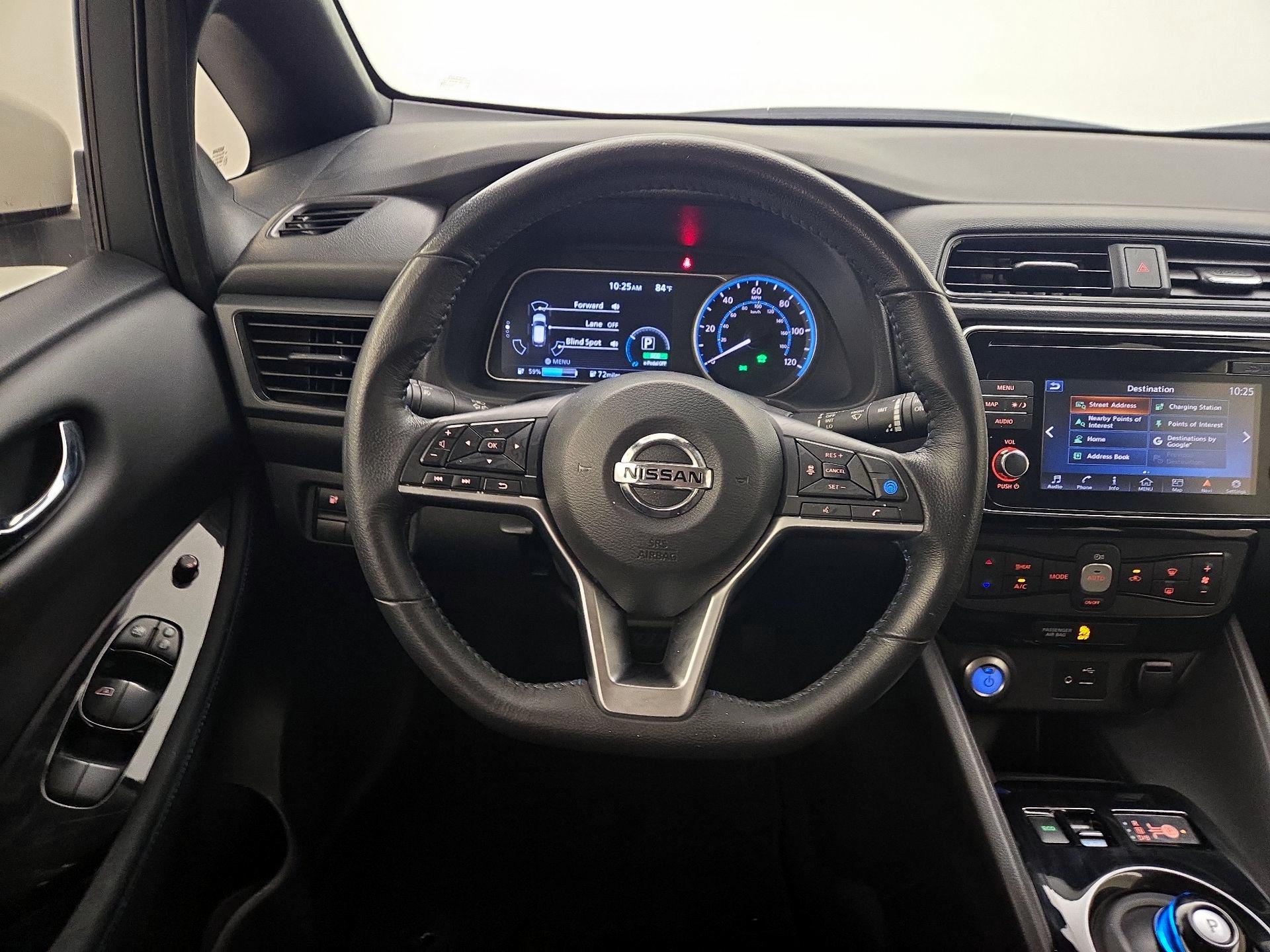 Thumbnail: 2019 Nissan Leaf - 10