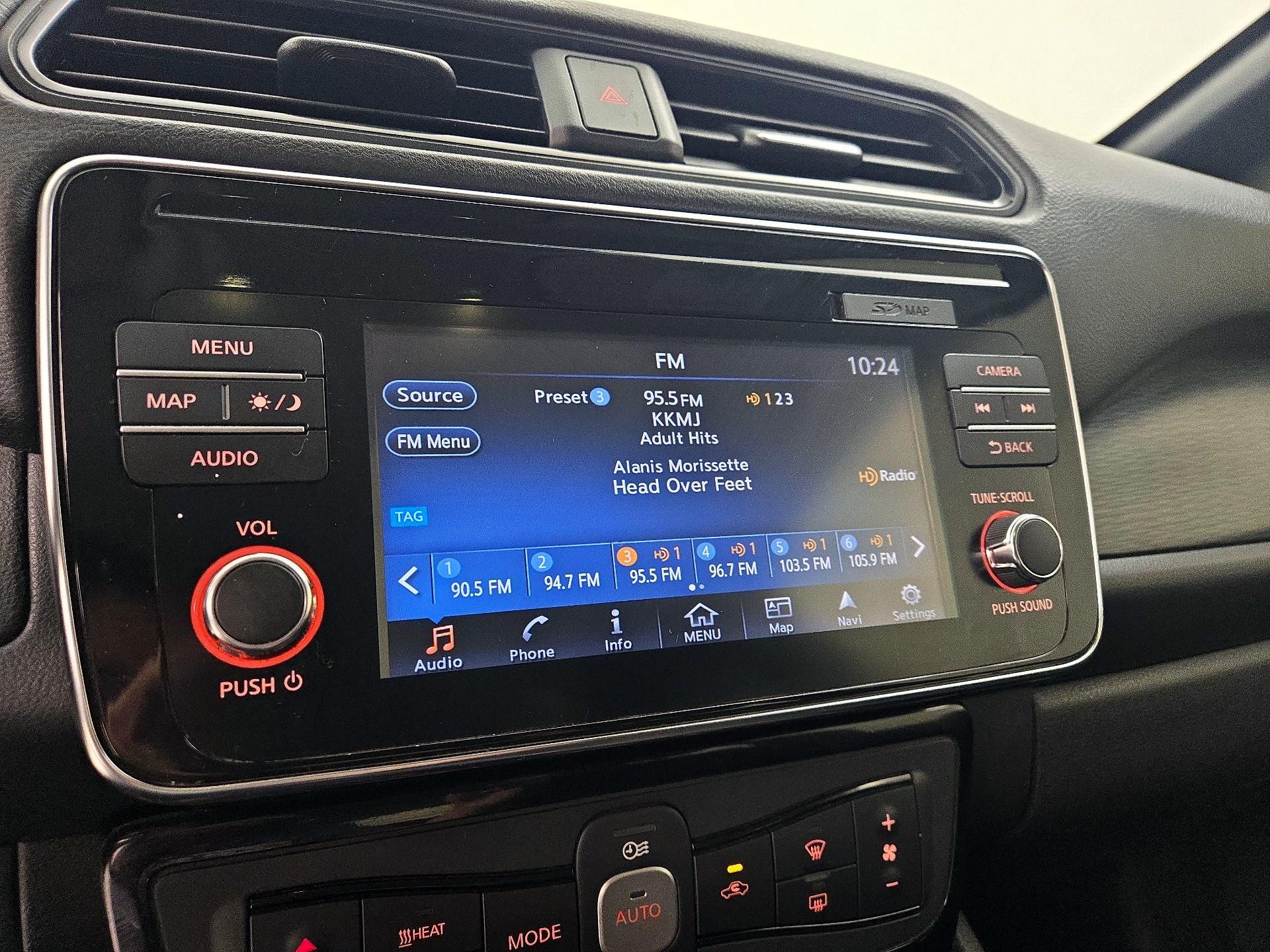 Thumbnail: 2019 Nissan Leaf - 16