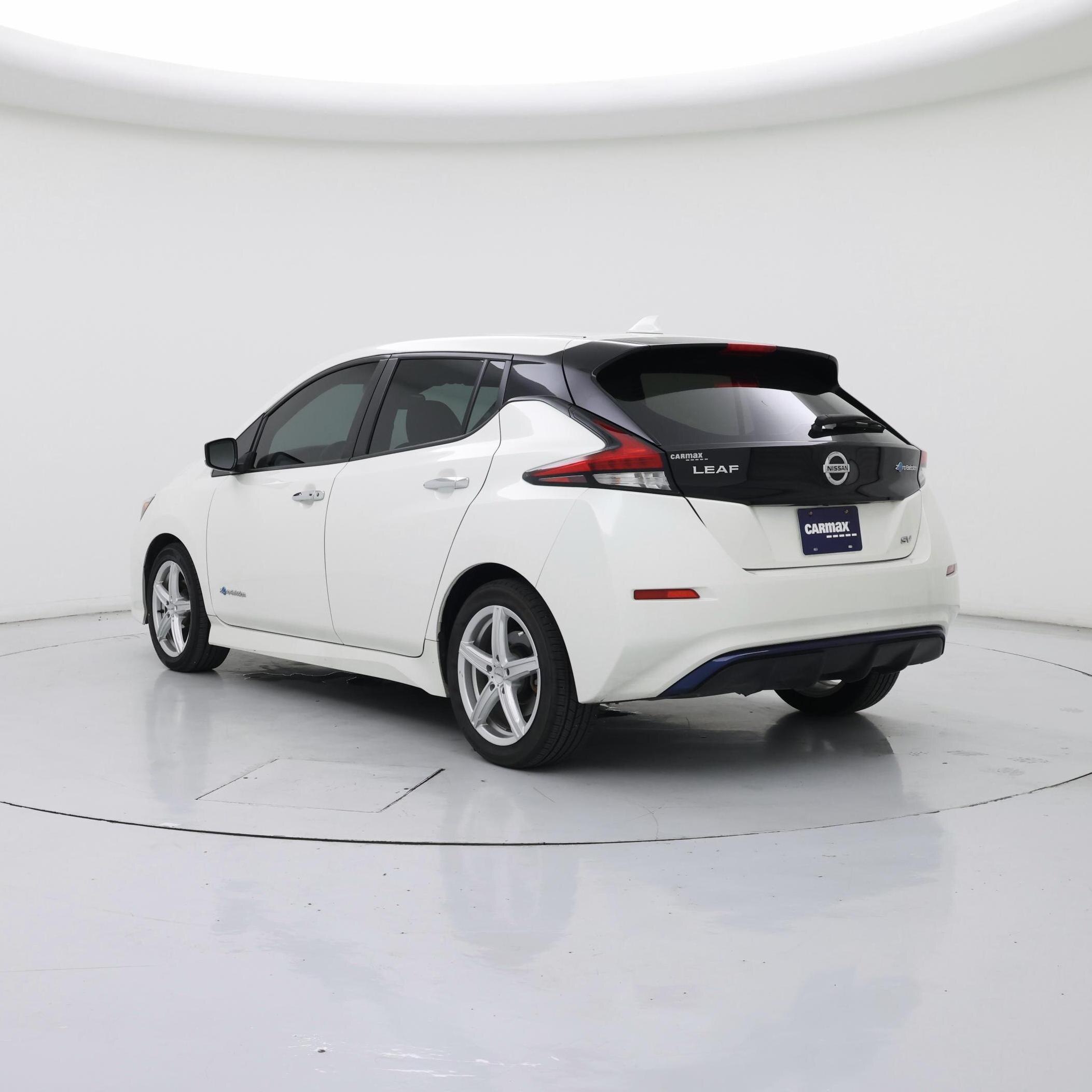 Thumbnail: 2019 Nissan Leaf - 2
