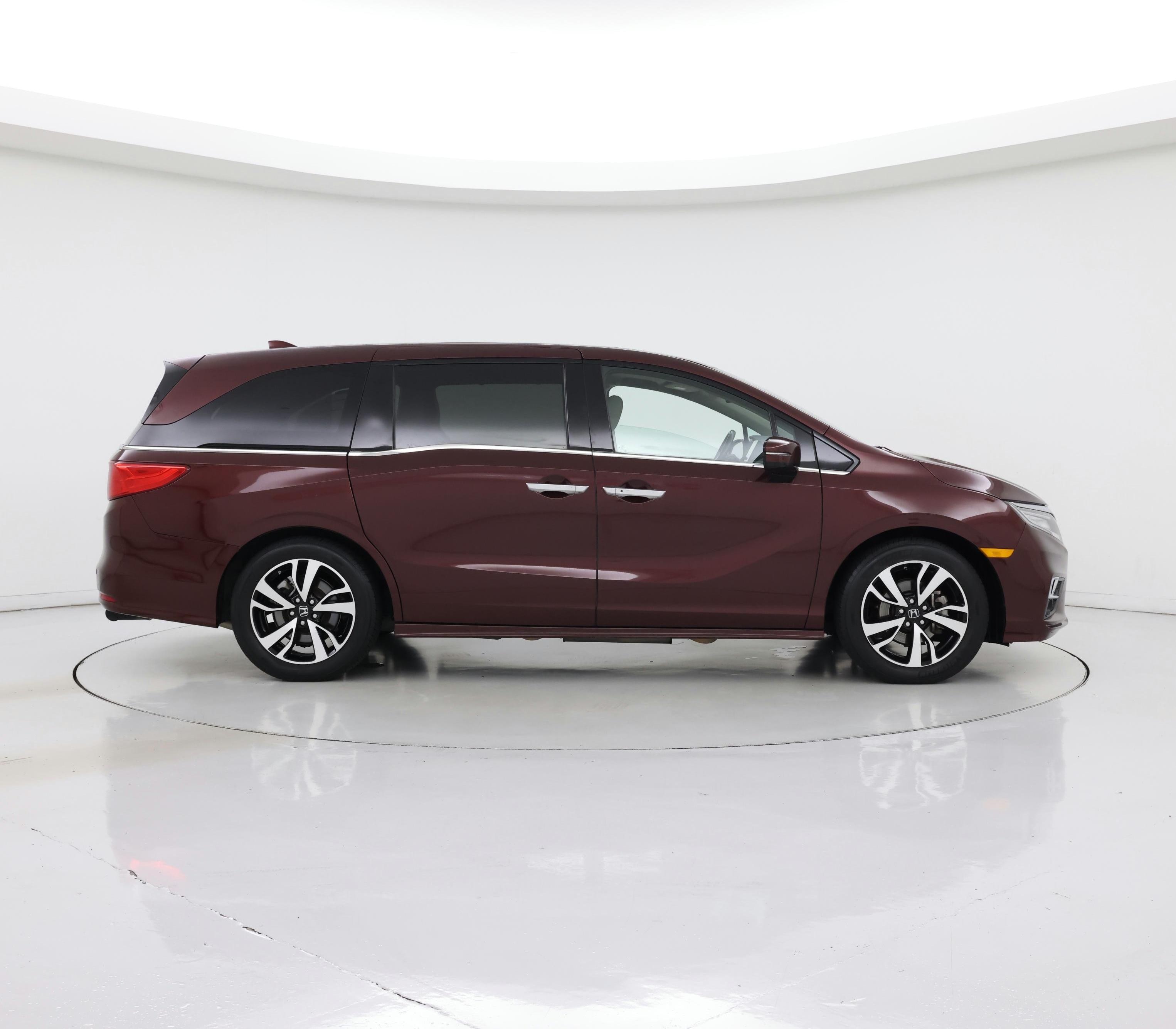 Thumbnail: 2018 Honda Odyssey - 7