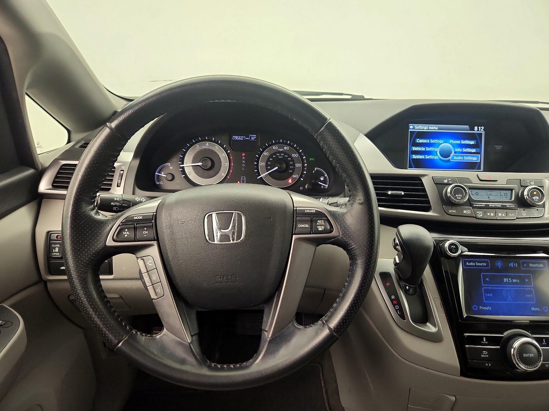 Thumbnail: 2014 Honda Odyssey - 10