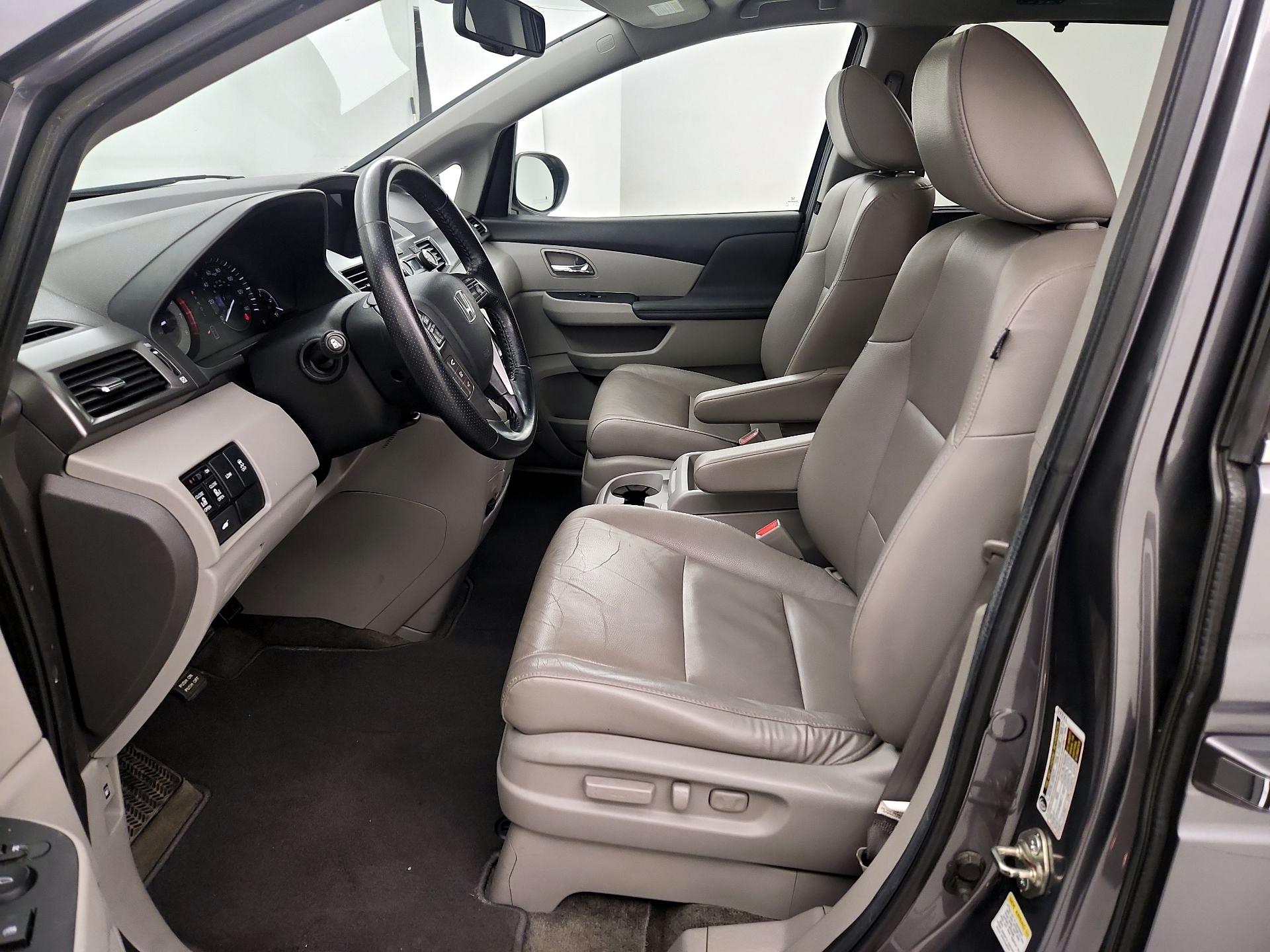 Thumbnail: 2014 Honda Odyssey - 11