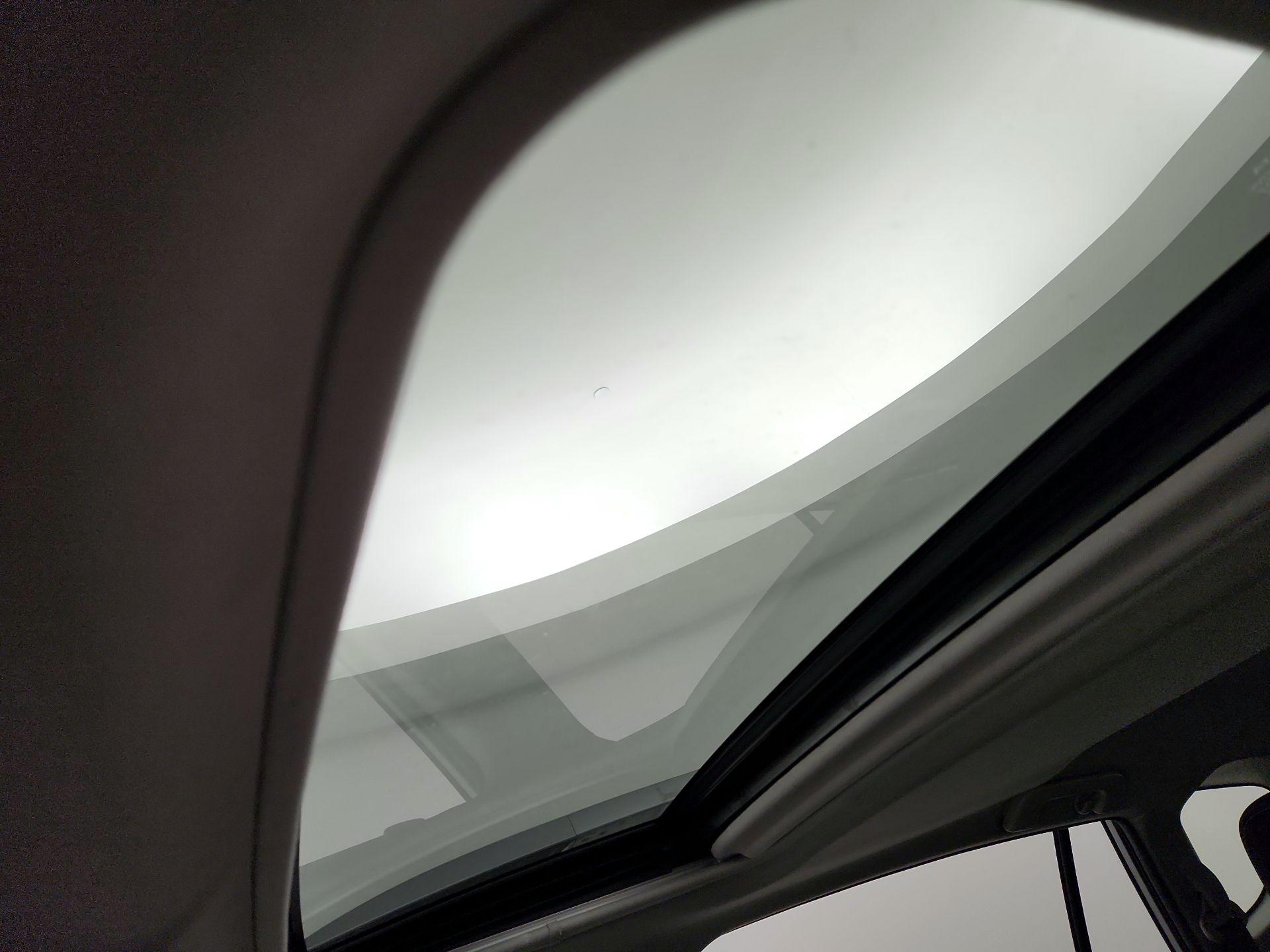 Thumbnail: 2018 Toyota RAV4 - 19