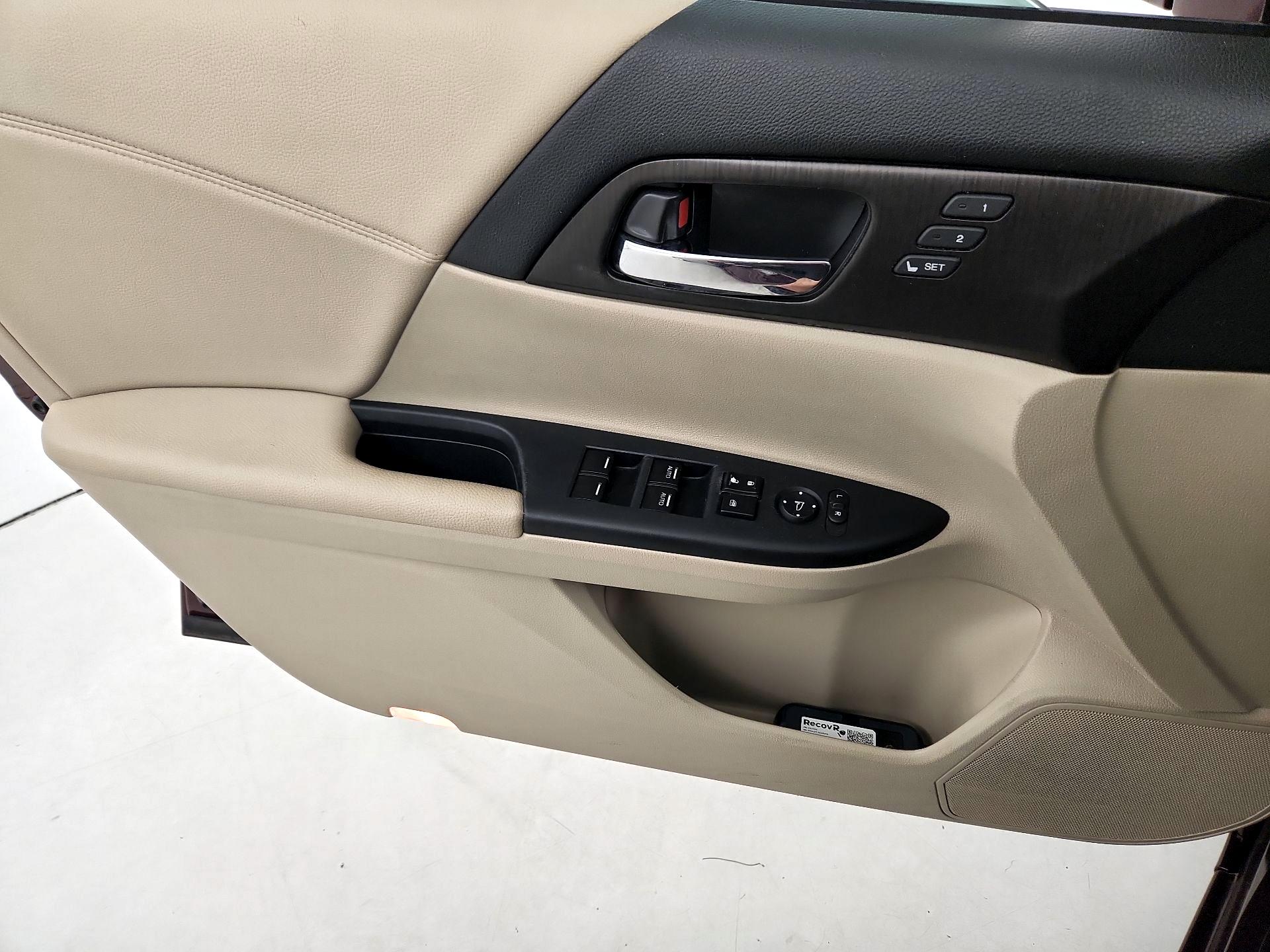 Thumbnail: 2014 Honda Accord - 12