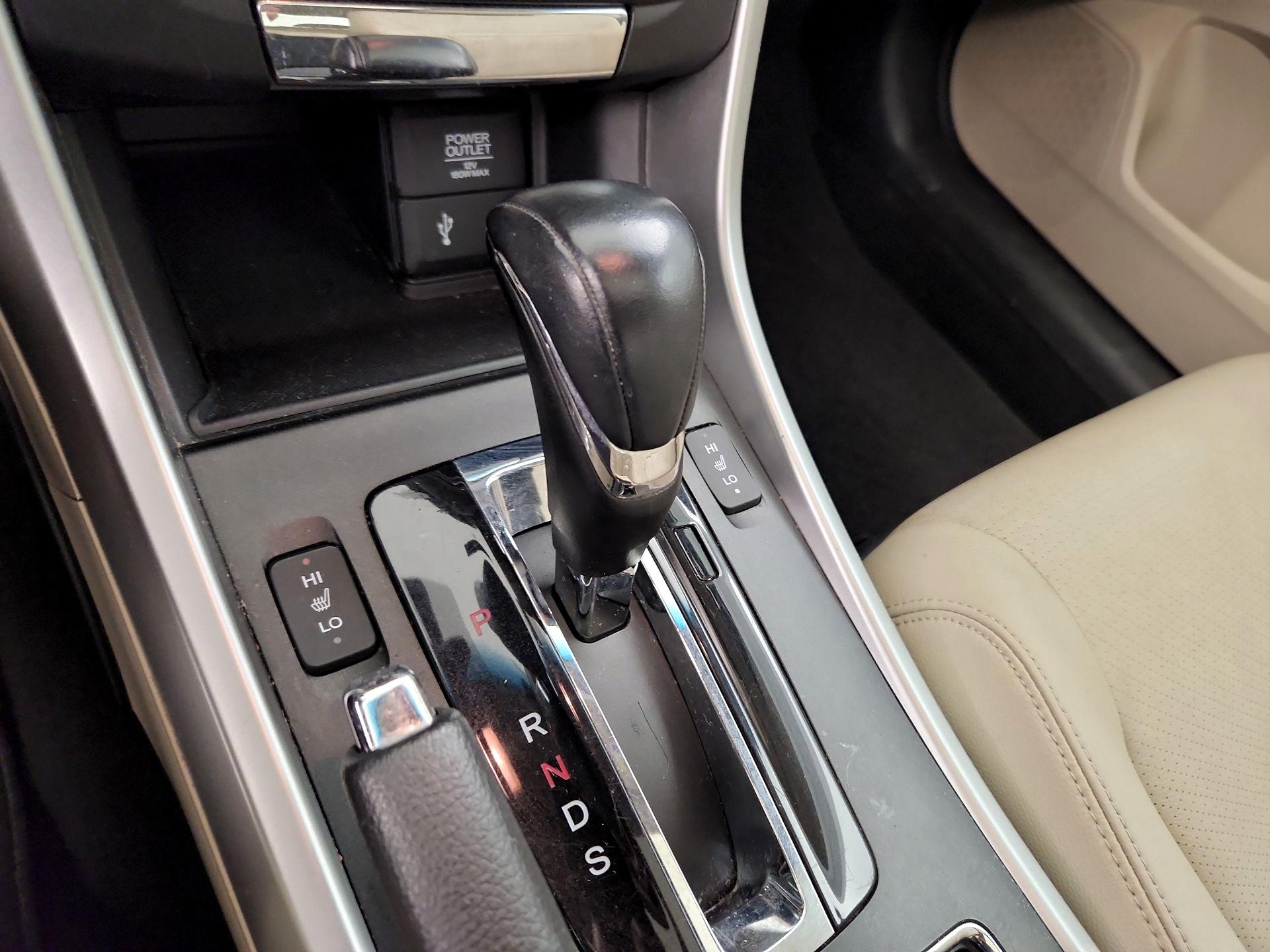 Thumbnail: 2014 Honda Accord - 17