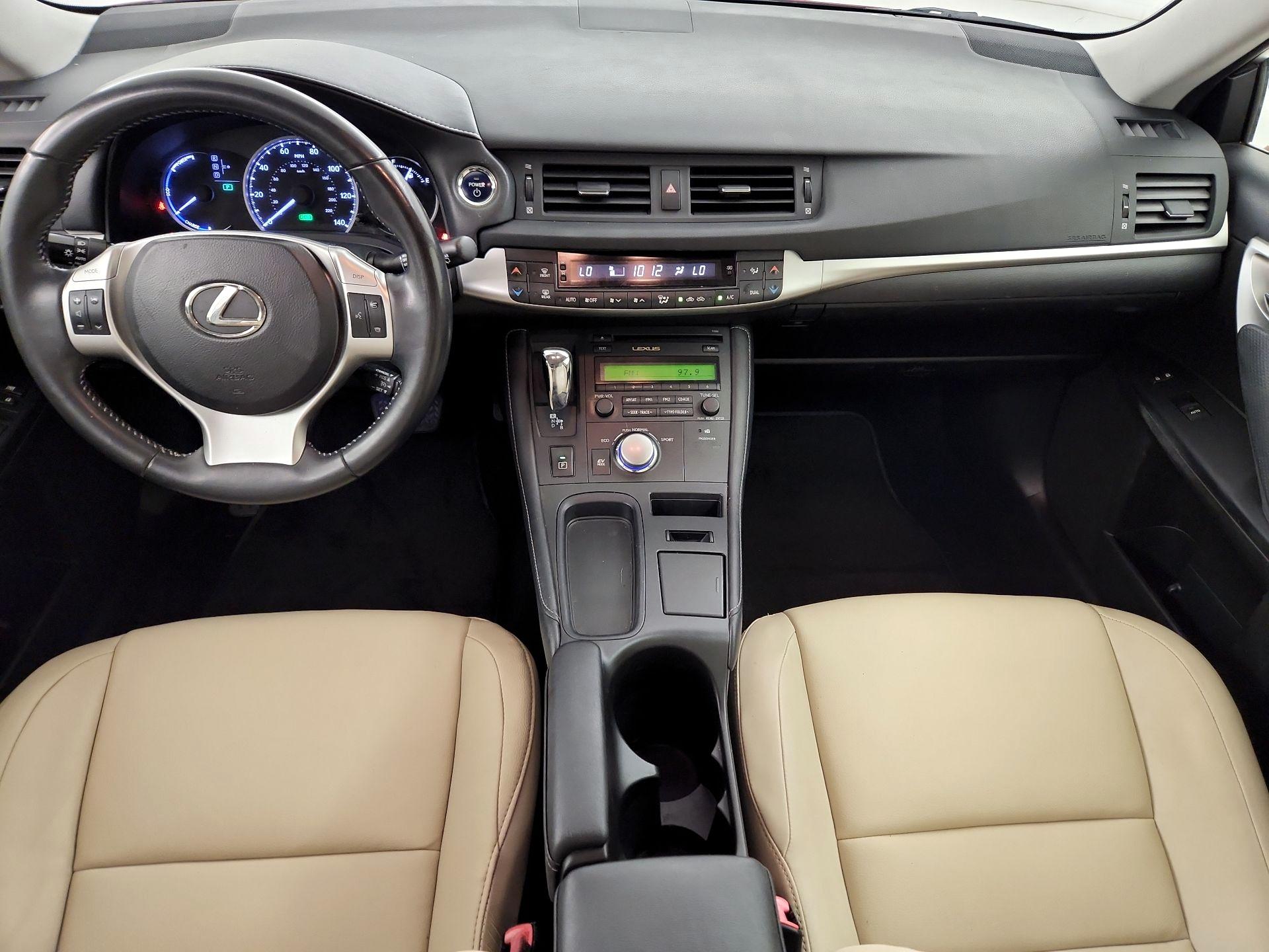 Thumbnail: 2013 Lexus CT - 9