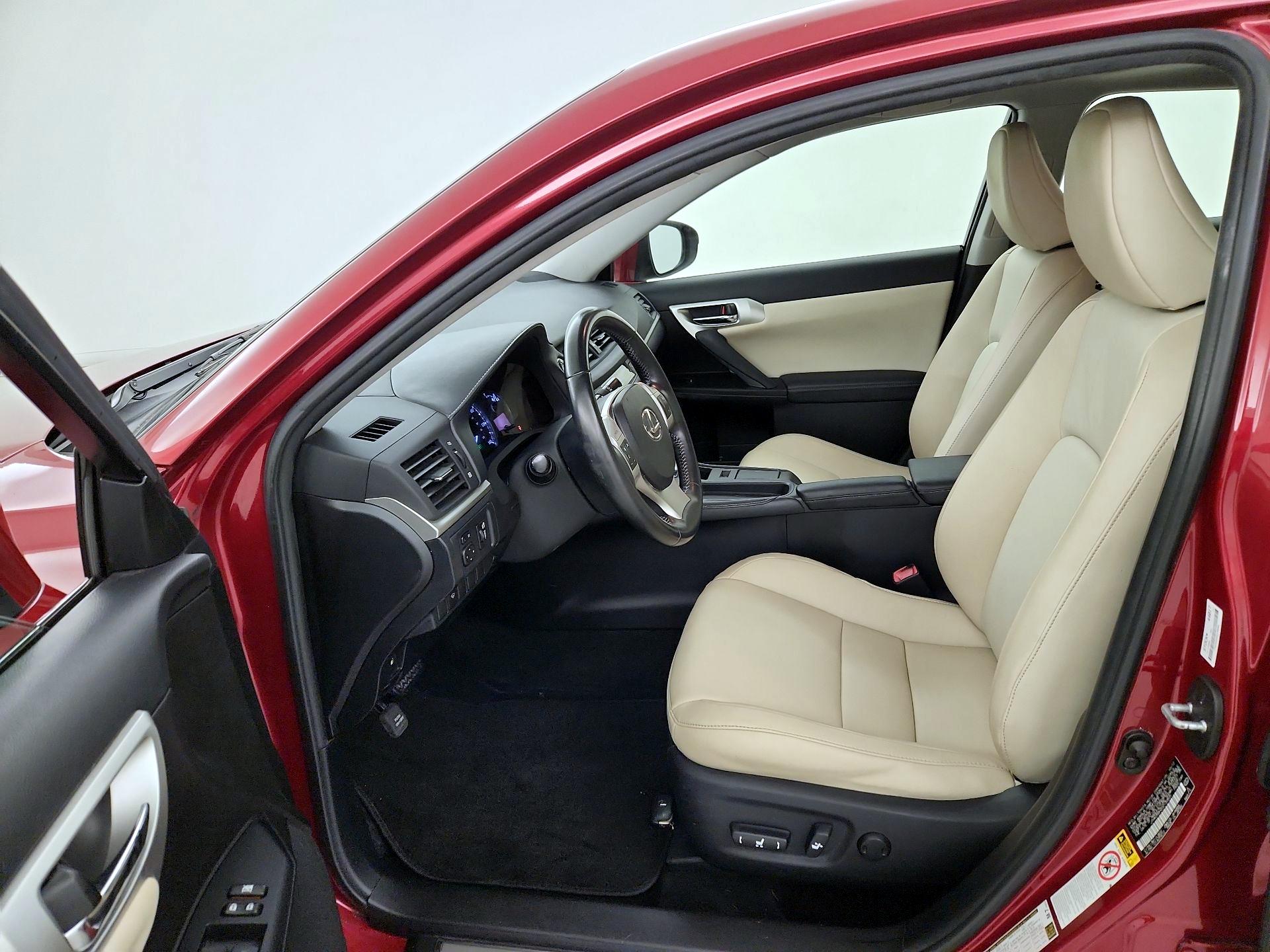 Thumbnail: 2013 Lexus CT - 11