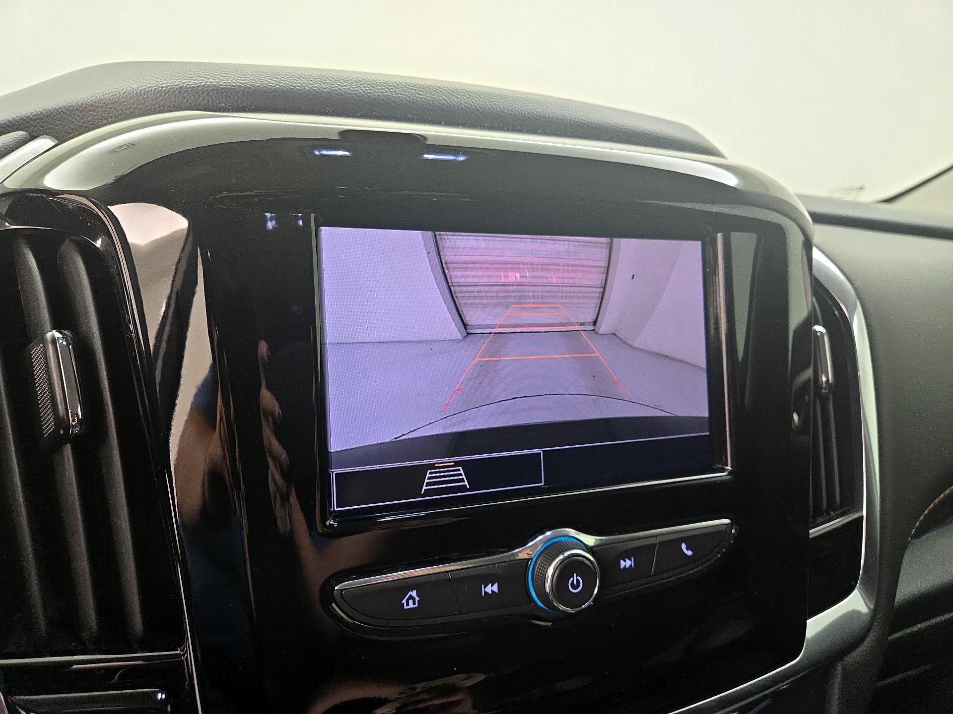 Thumbnail: 2020 Chevrolet Traverse - 14