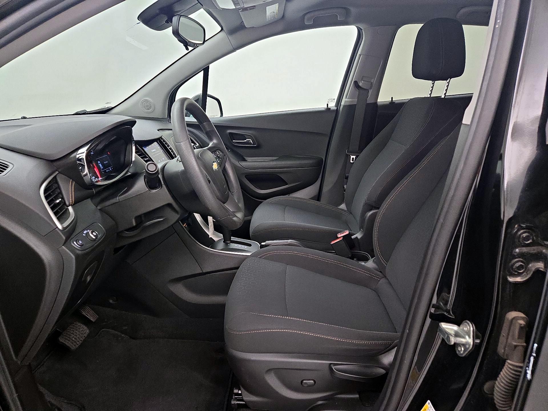 Thumbnail: 2020 Chevrolet Trax - 11