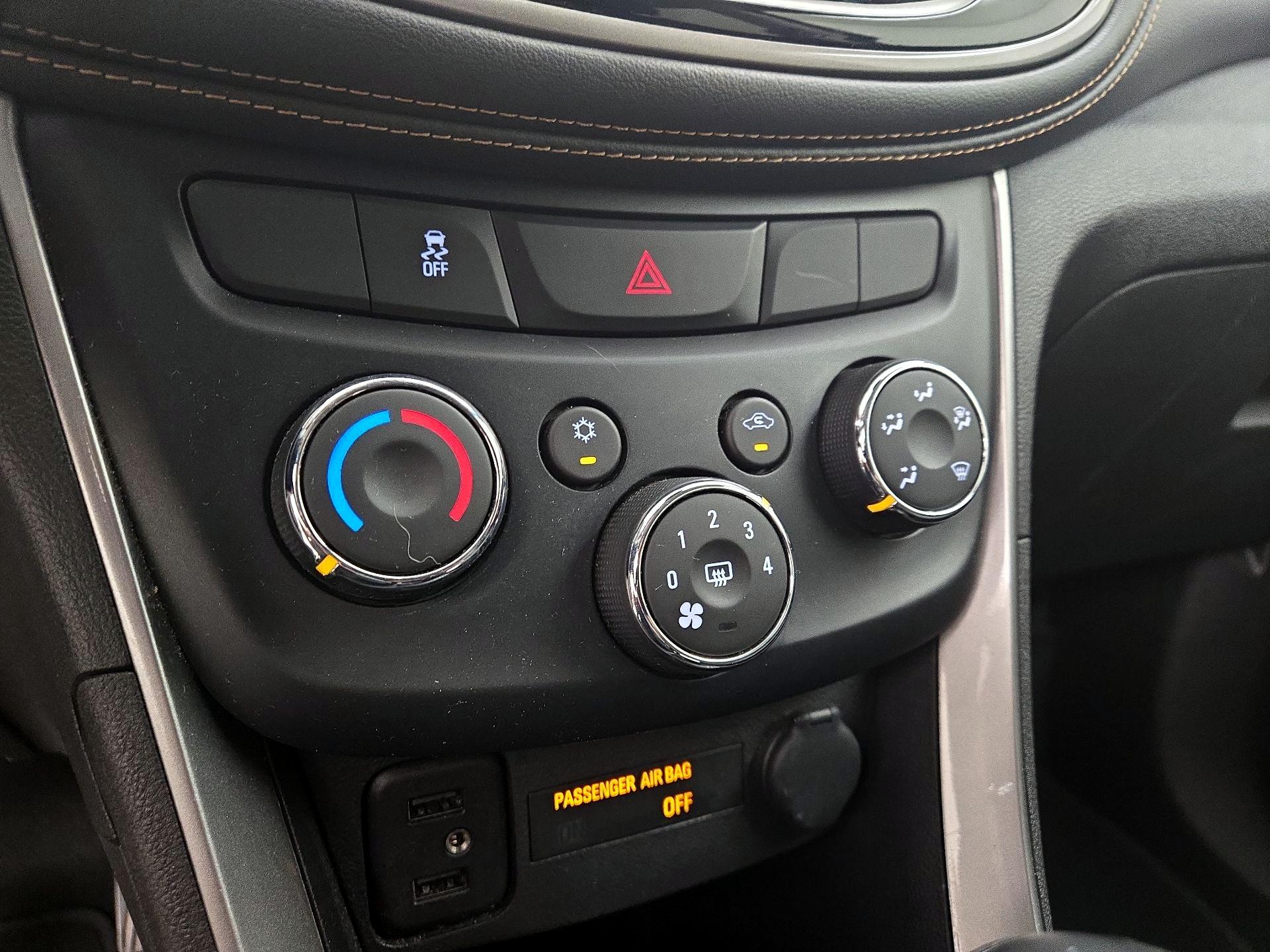 Thumbnail: 2020 Chevrolet Trax - 16