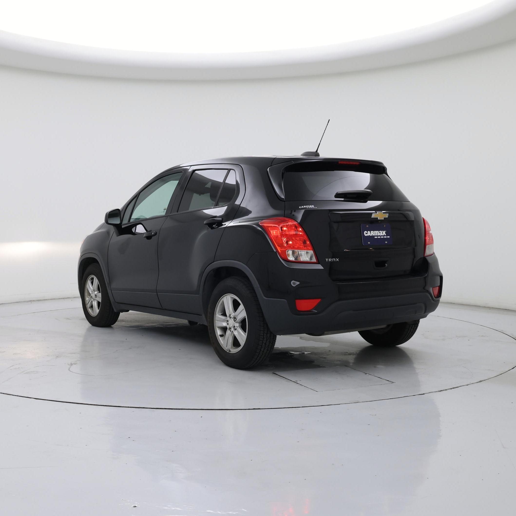 Thumbnail: 2020 Chevrolet Trax - 2
