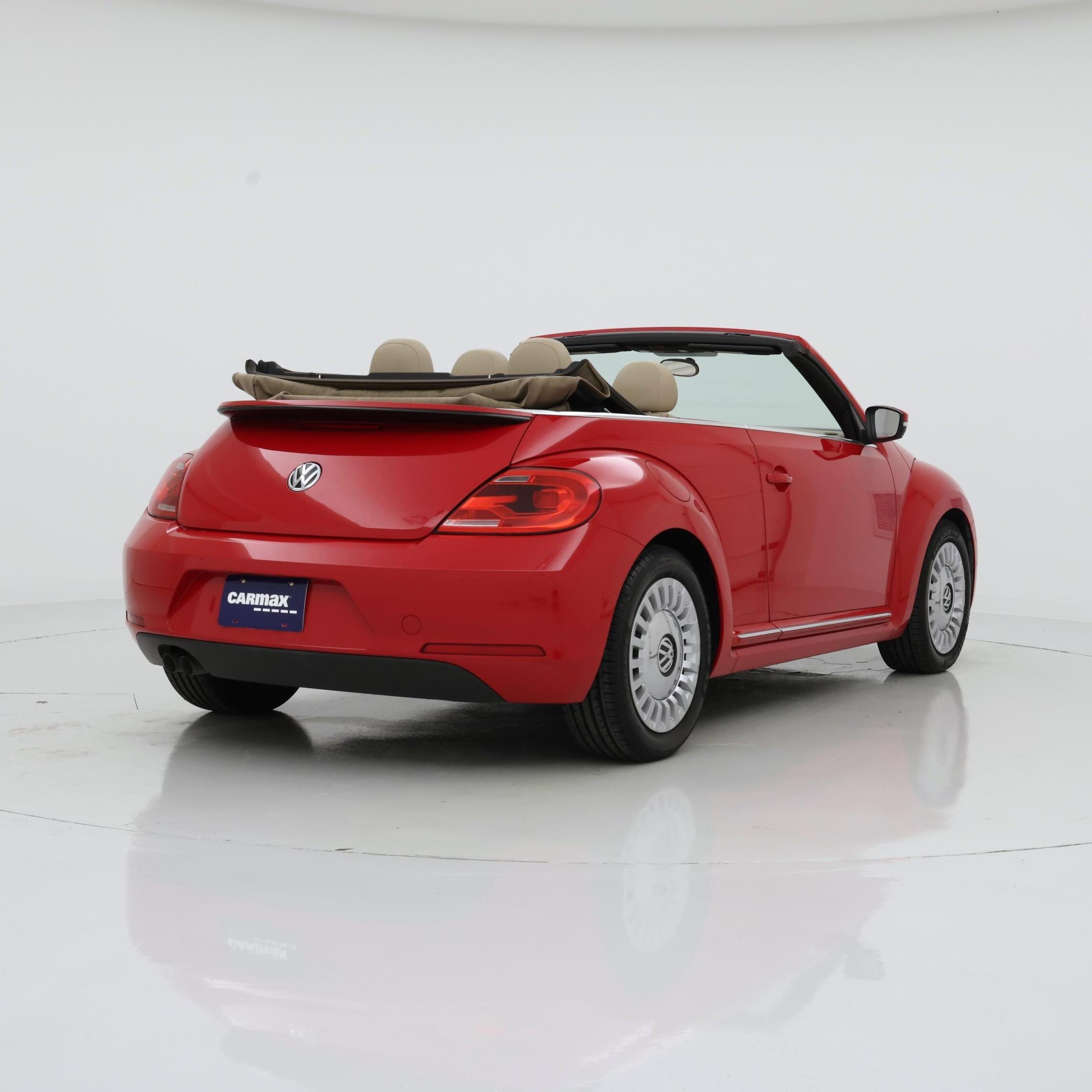 Thumbnail: 2014 Volkswagen Beetle - 8