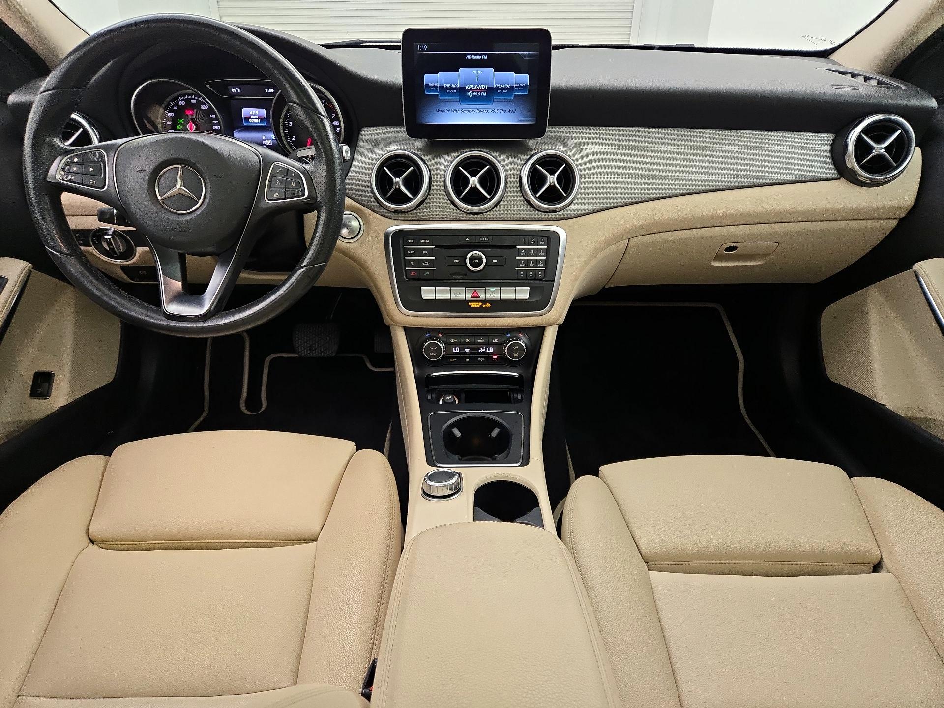 Thumbnail: 2018 Mercedes-Benz GLA - 9