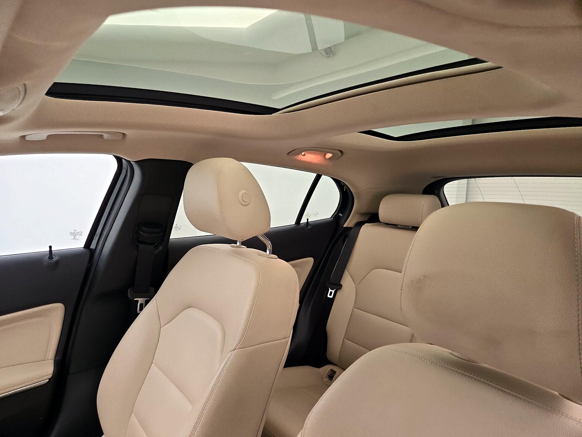 Thumbnail: 2018 Mercedes-Benz GLA - 18