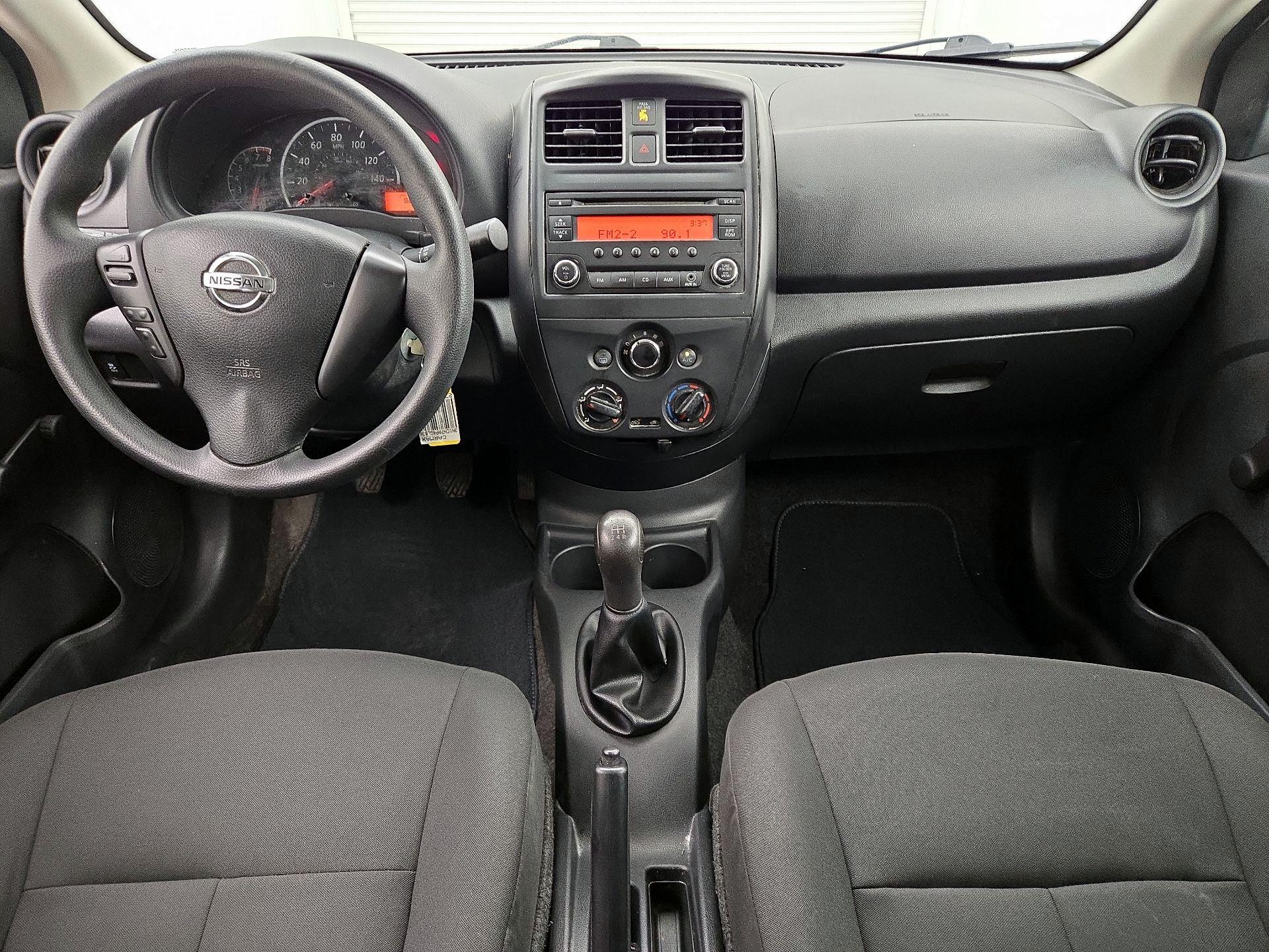 Thumbnail: 2016 Nissan Versa - 9