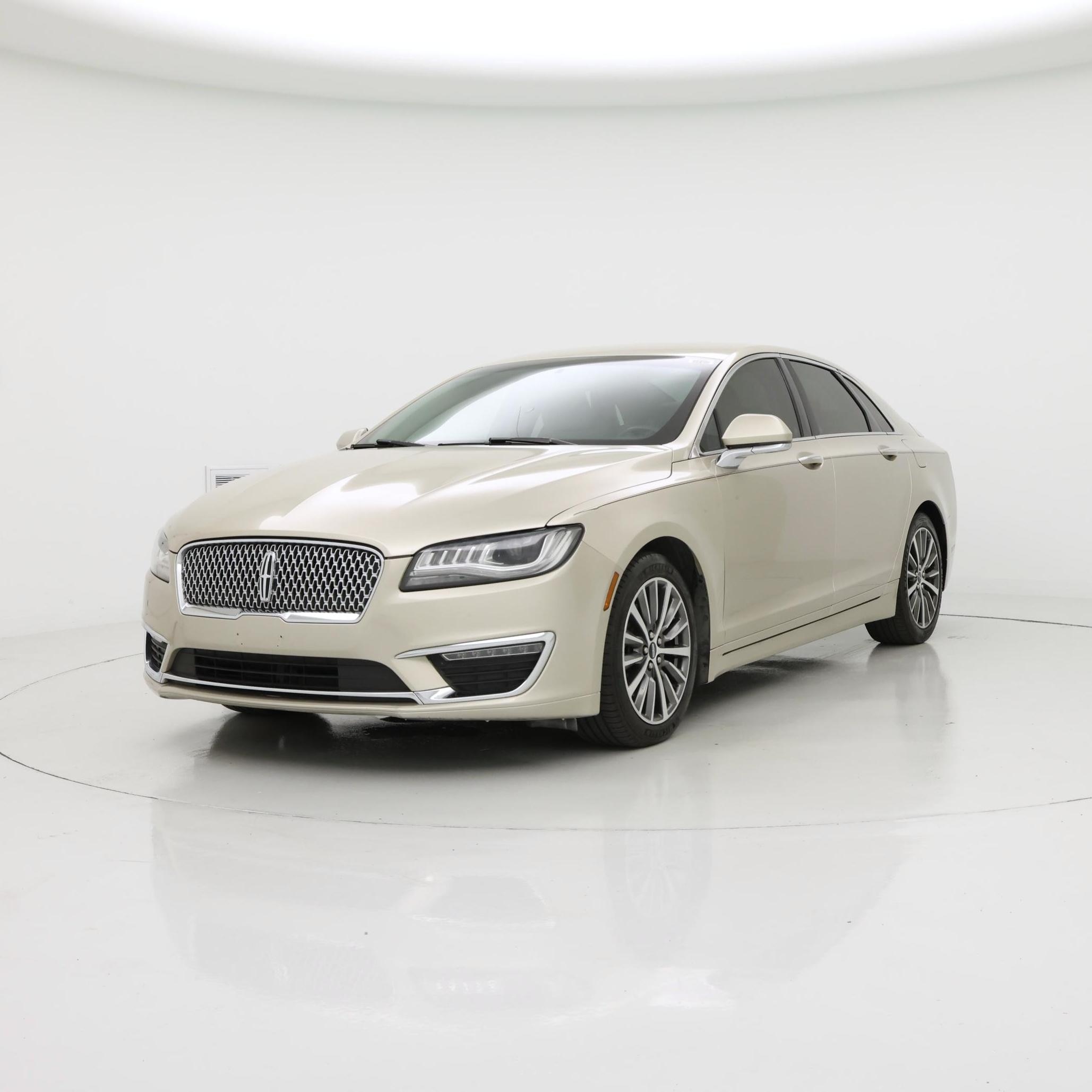 Thumbnail: 2017 Lincoln MKZ - 4