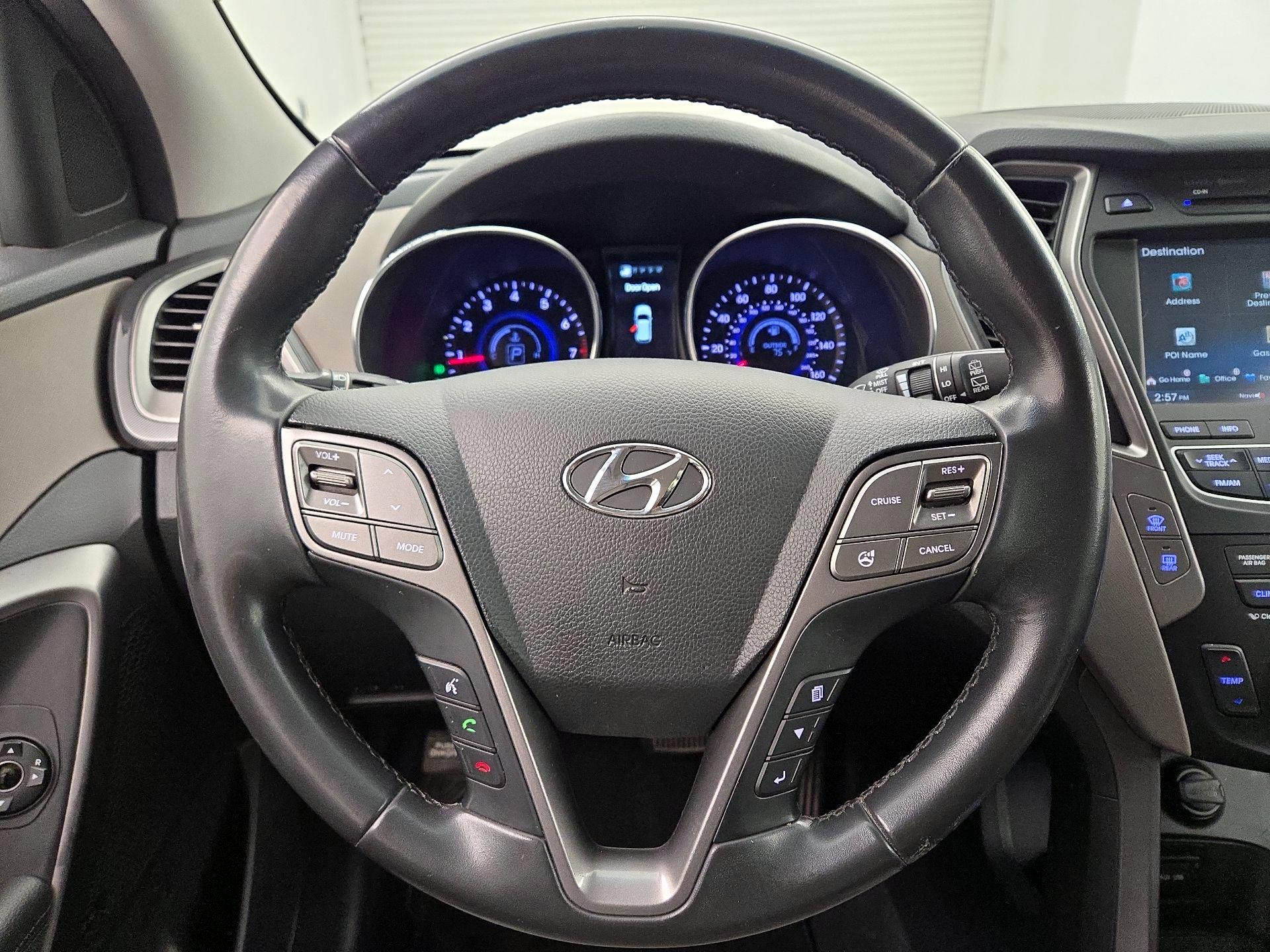 Thumbnail: 2014 Hyundai Santa Fe - 10
