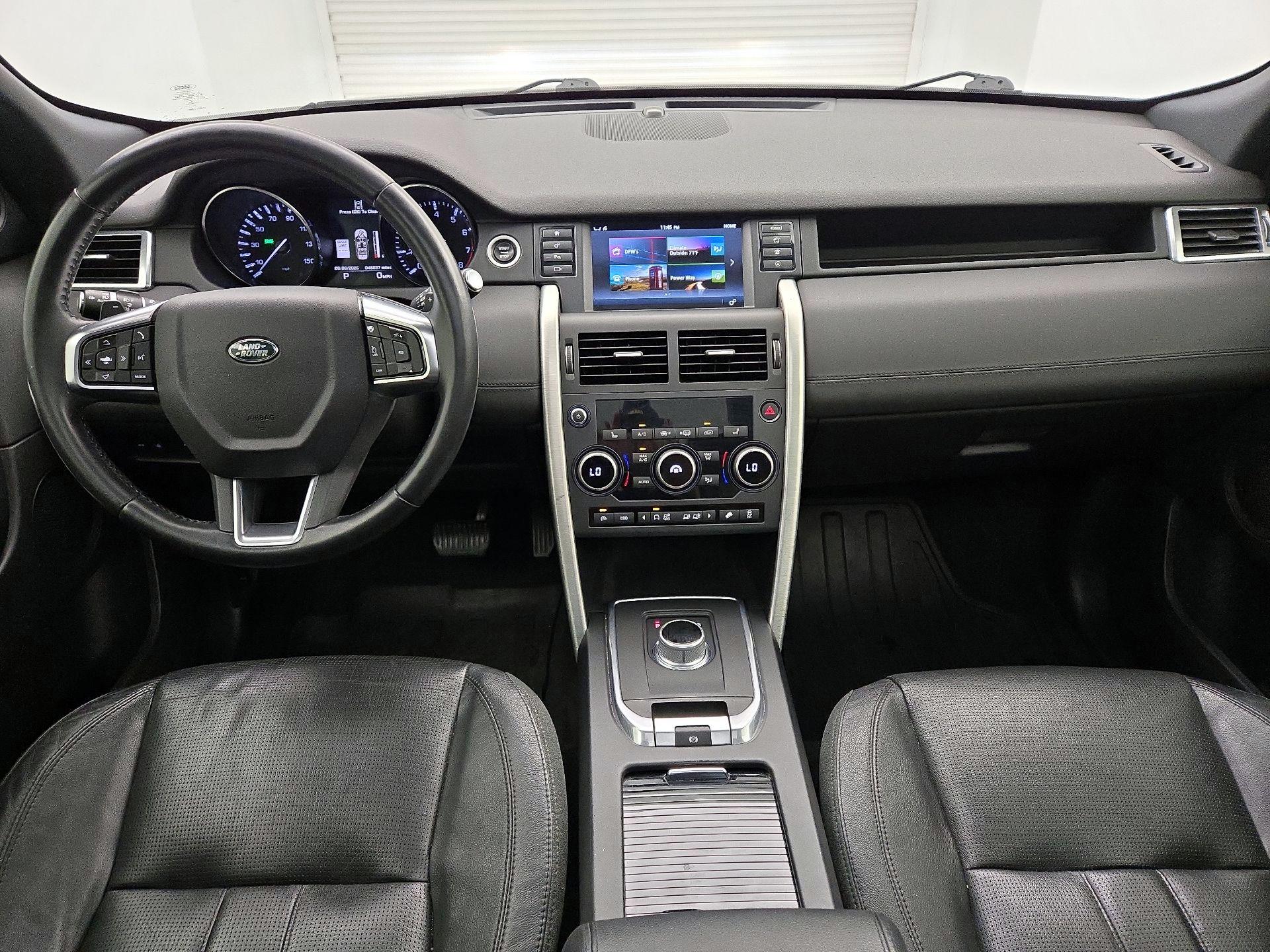 Thumbnail: 2016 Land Rover Discovery Sport - 9