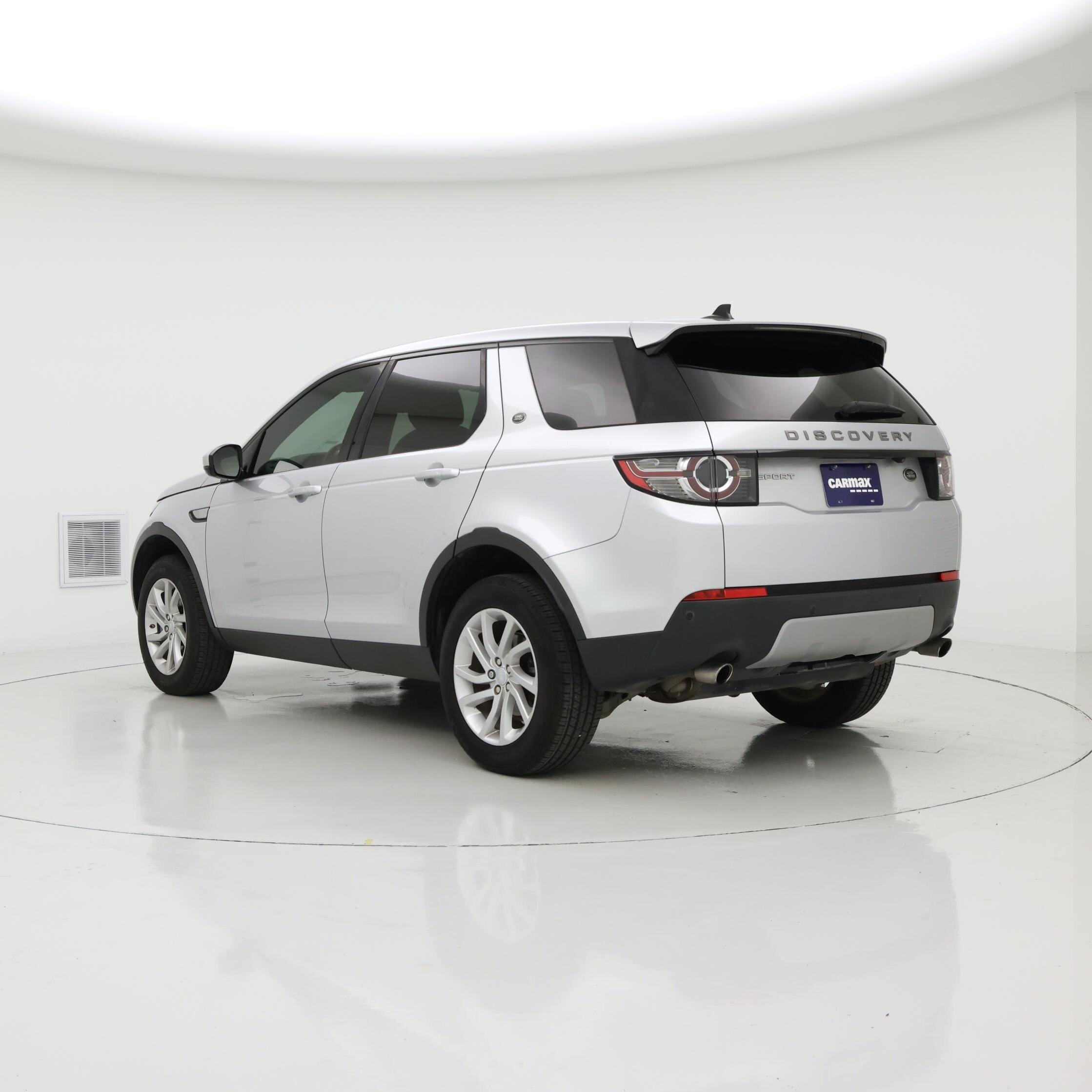 Thumbnail: 2016 Land Rover Discovery Sport - 2