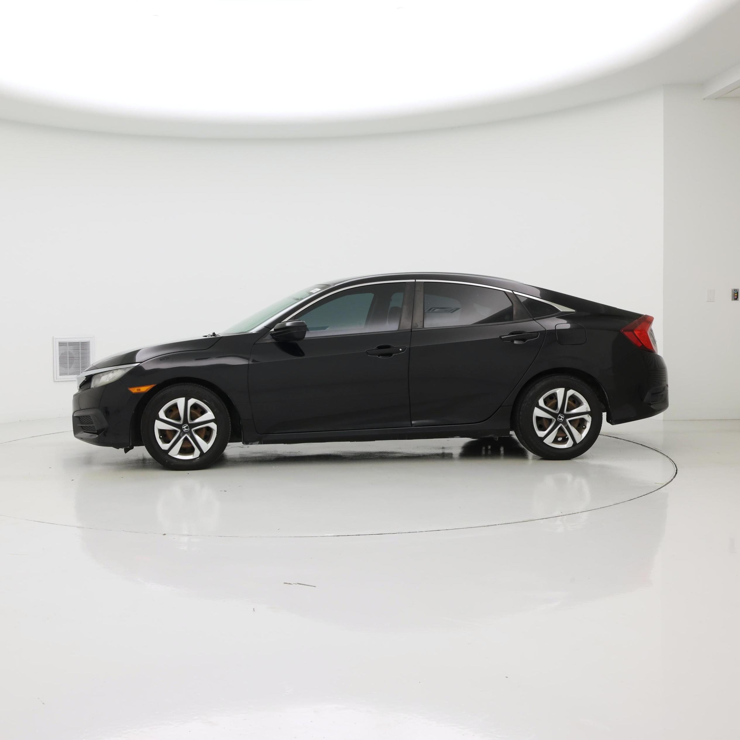 Thumbnail: 2016 Honda Civic - 3