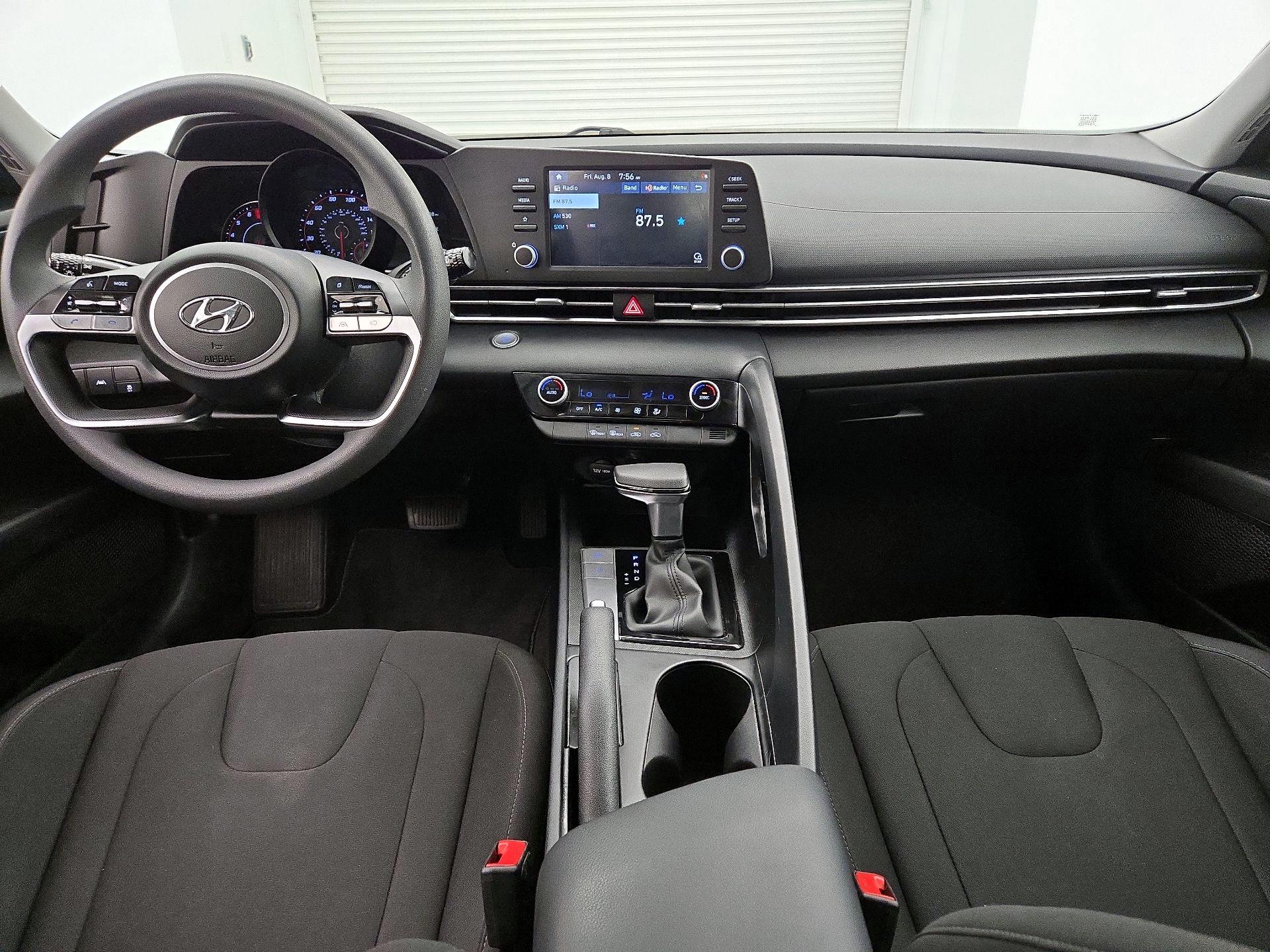 Thumbnail: 2022 Hyundai Elantra - 9