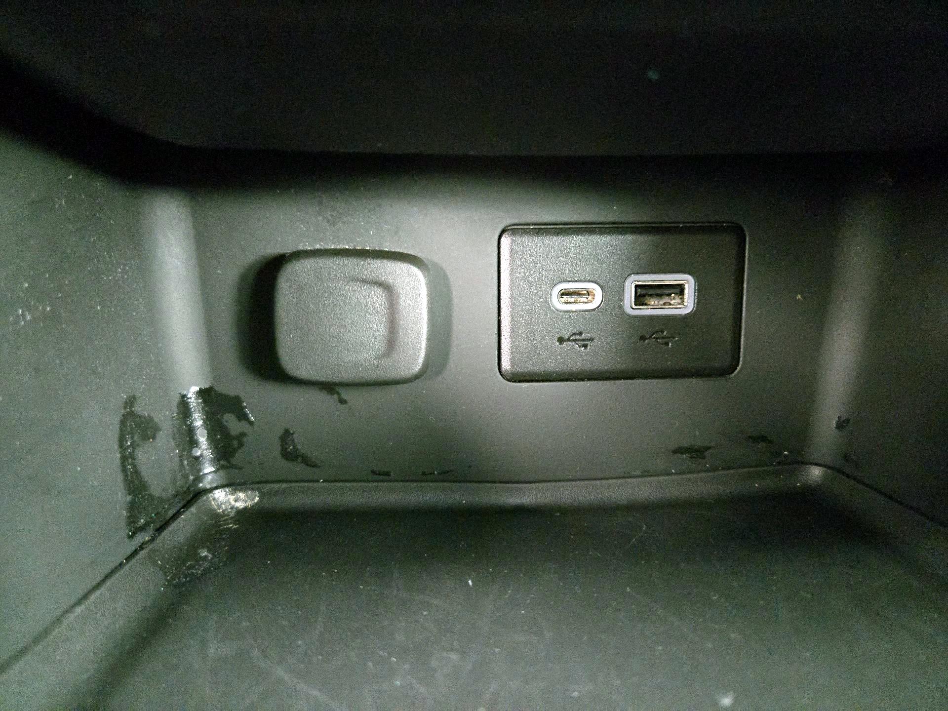 Thumbnail: 2023 GMC Acadia - 18