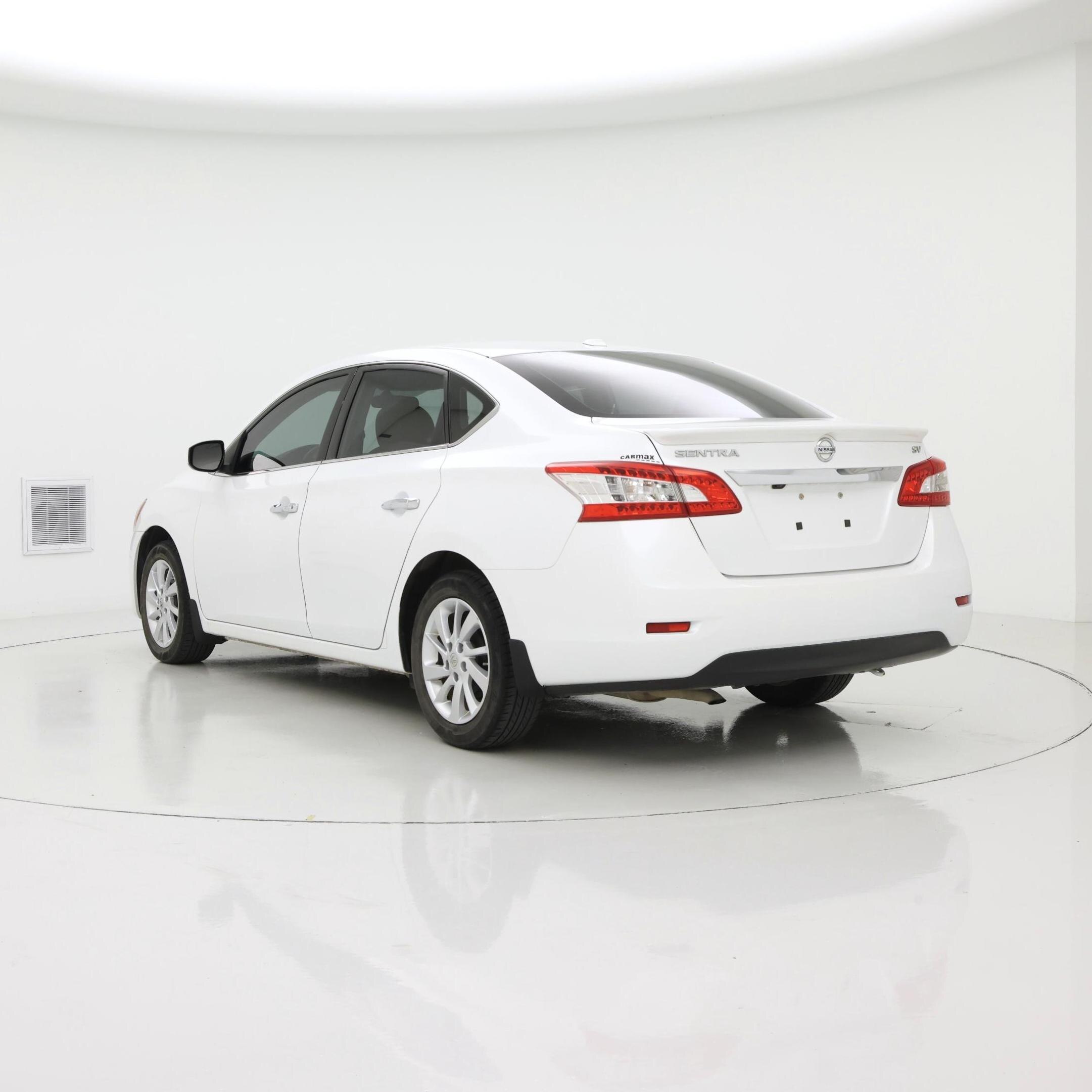 Thumbnail: 2015 Nissan Sentra - 2