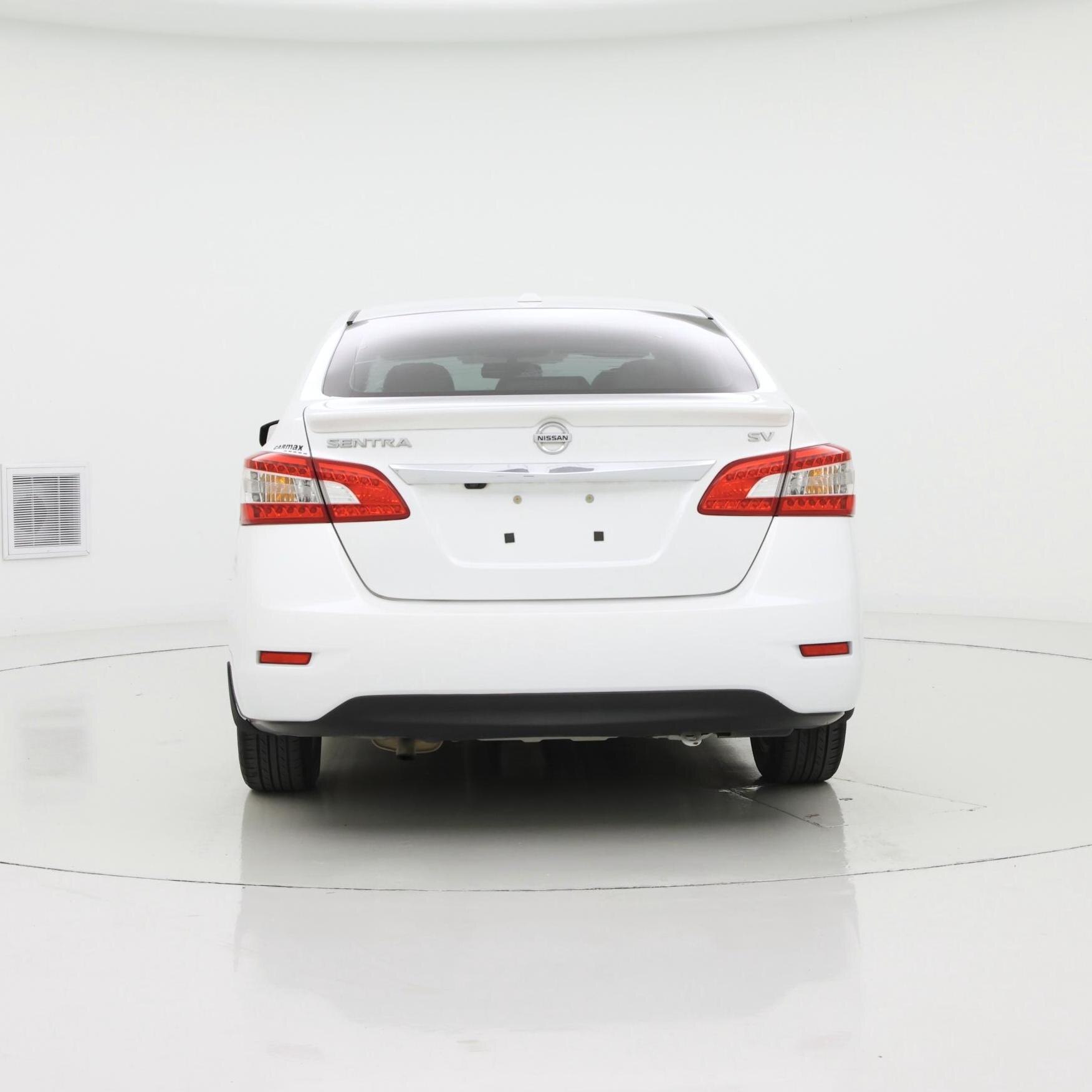 Thumbnail: 2015 Nissan Sentra - 6