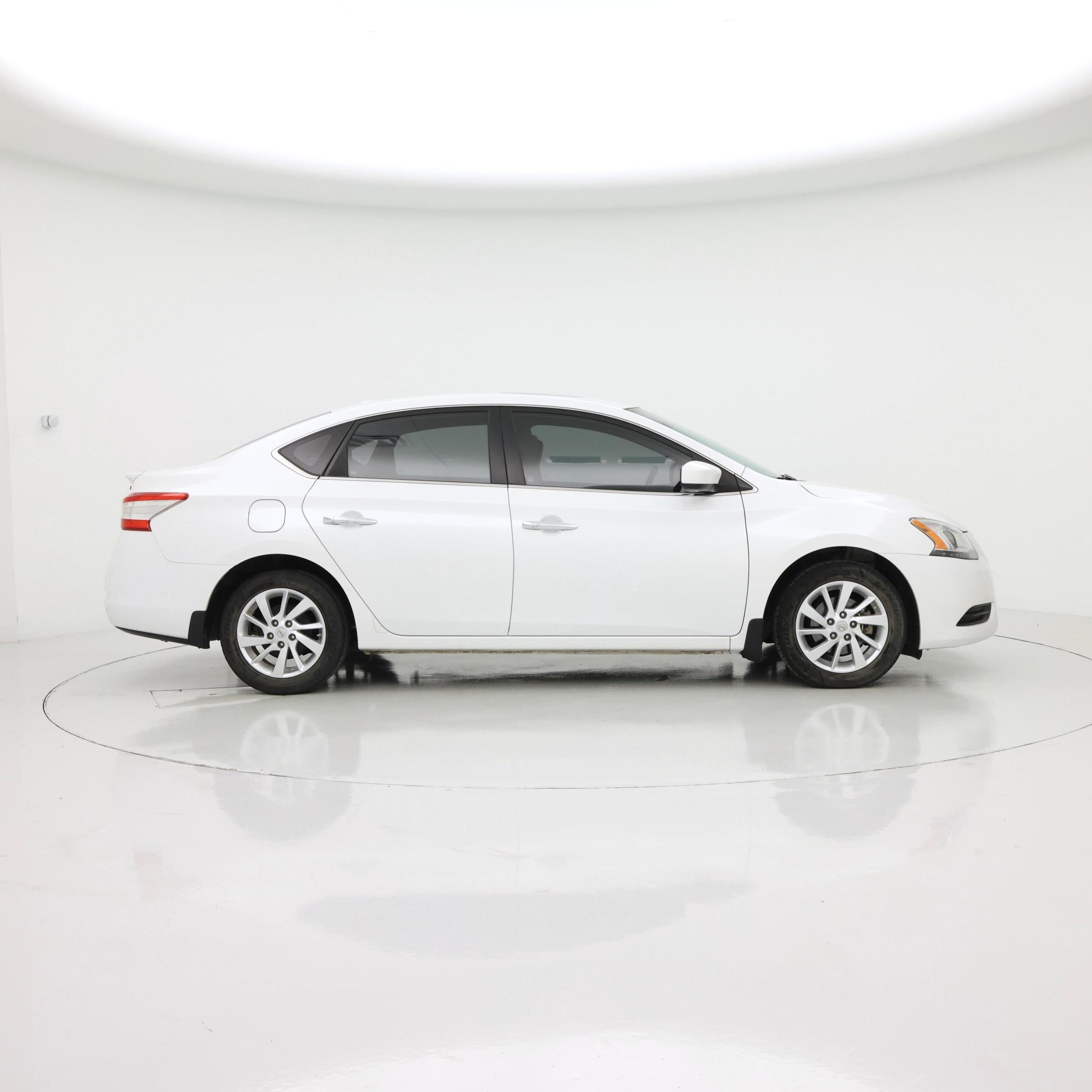 Thumbnail: 2015 Nissan Sentra - 7