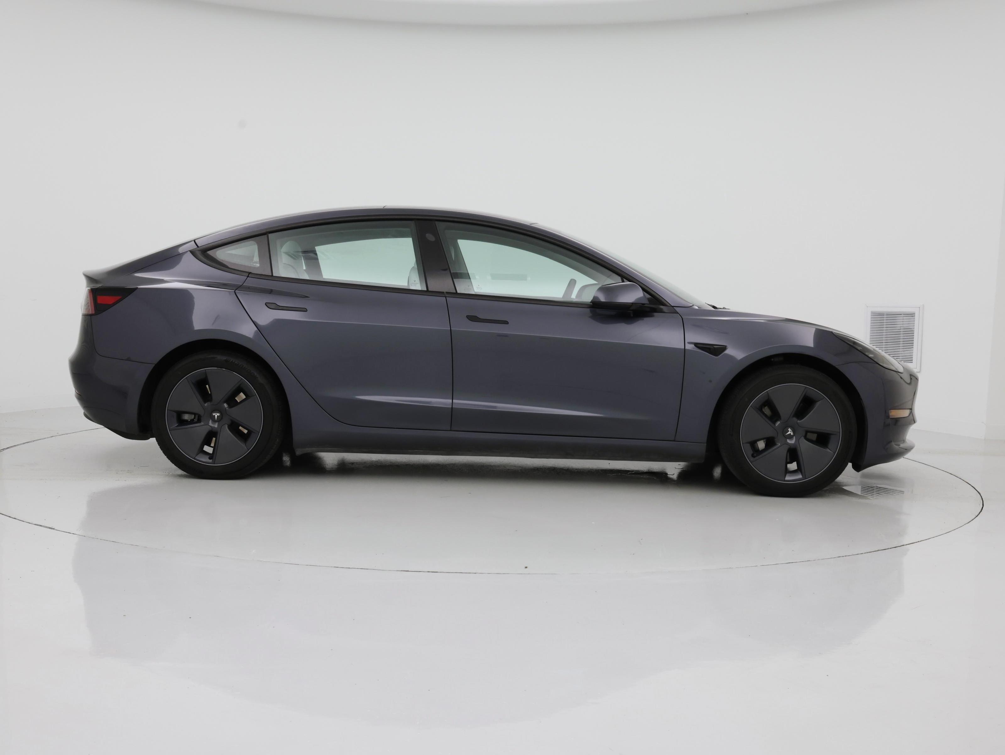 Thumbnail: 2023 Tesla Model 3 - 7